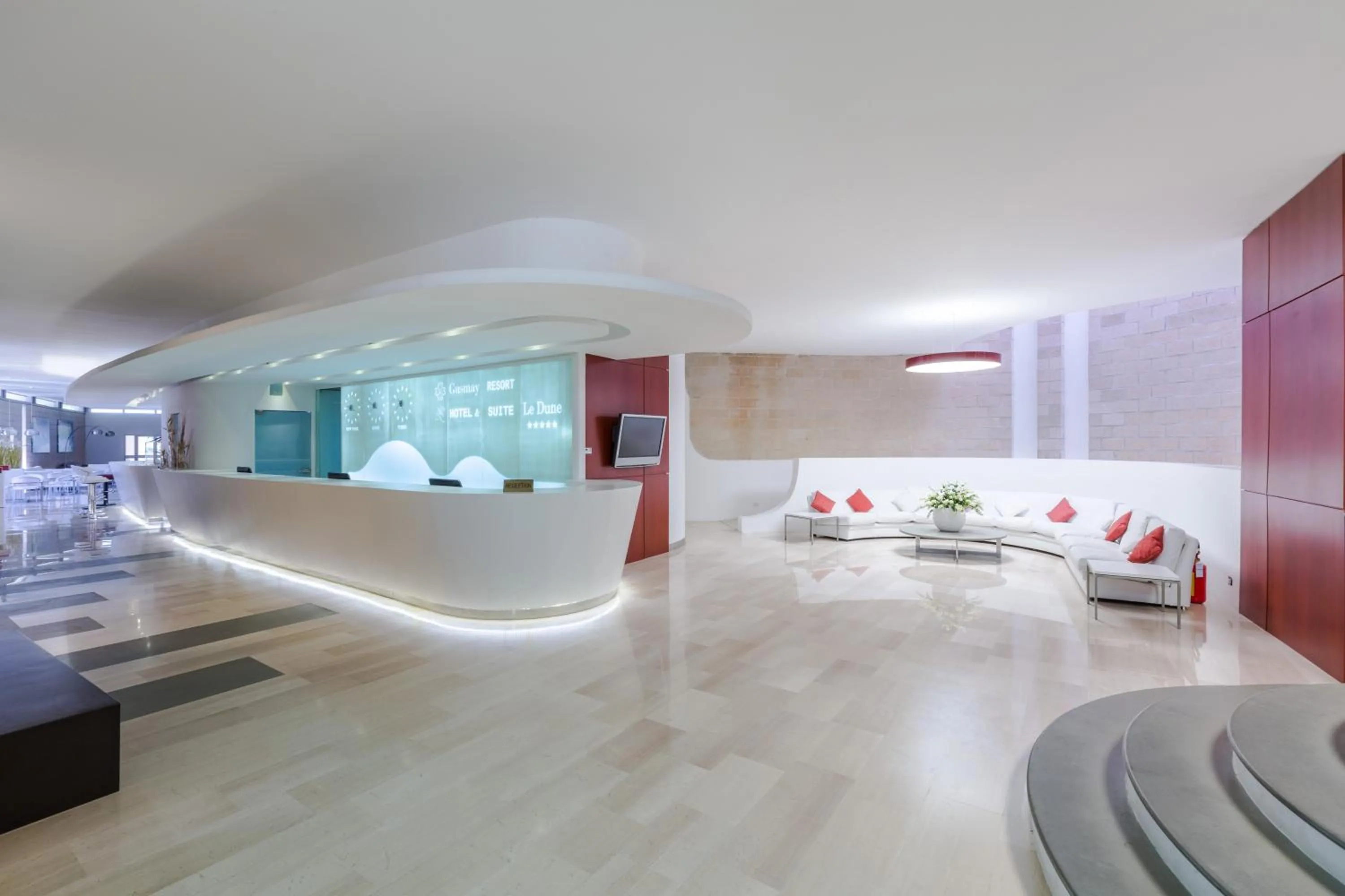 Lobby or reception in Valtur Baia del Gusmay Beach Resort