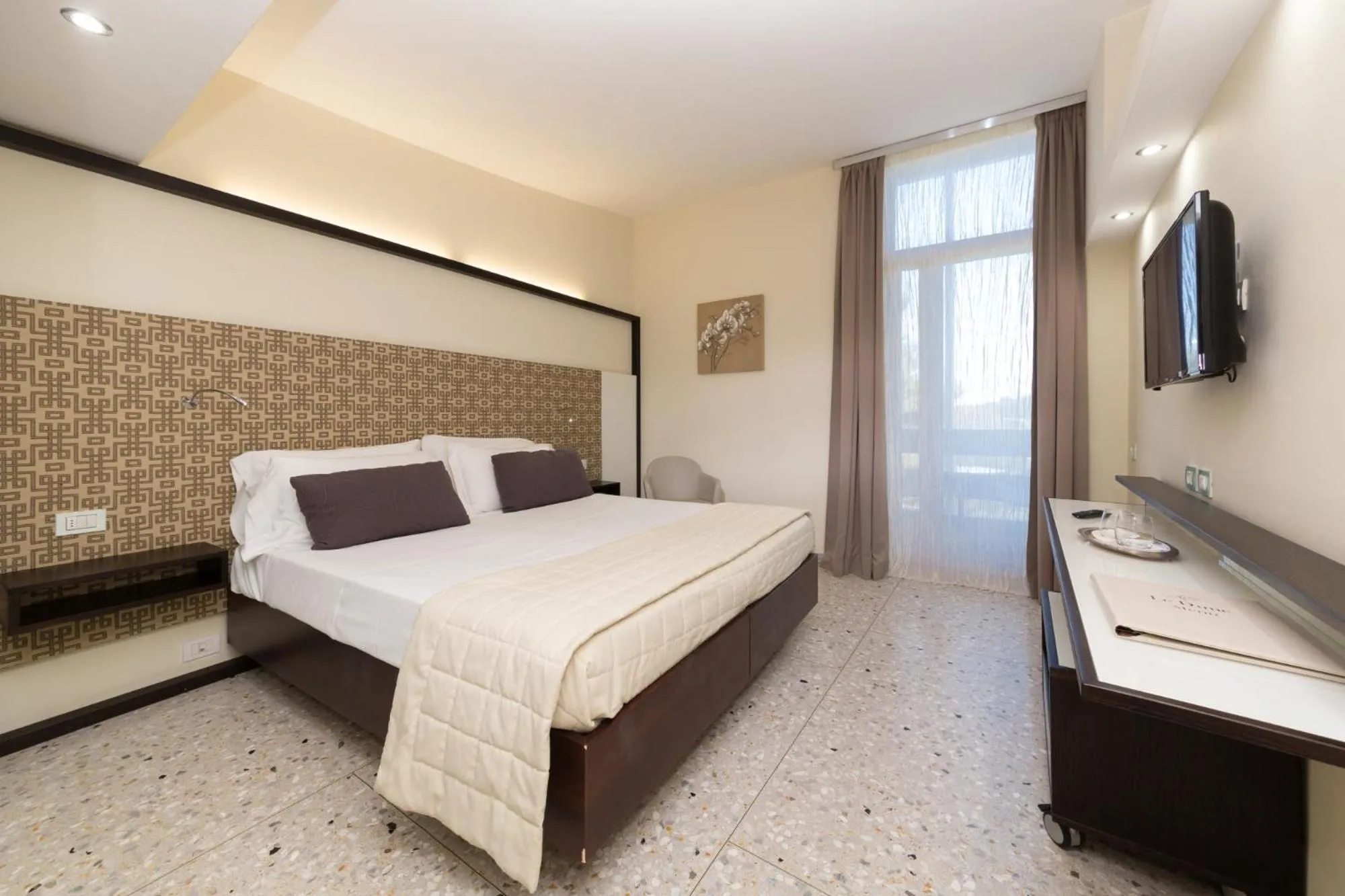 Photo of the whole room, Bed in Valtur Baia del Gusmay Beach Resort