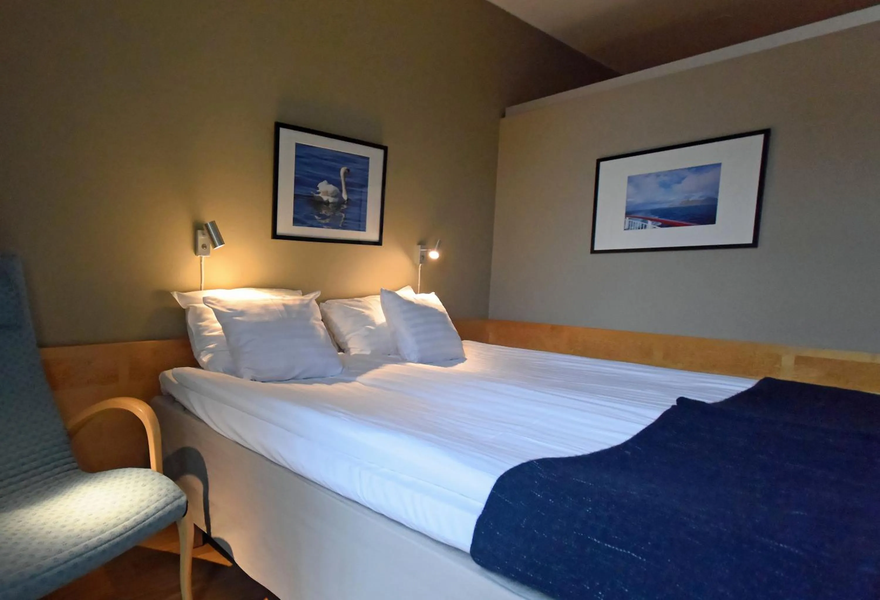 Bed in Stiftsgården Åkersberg