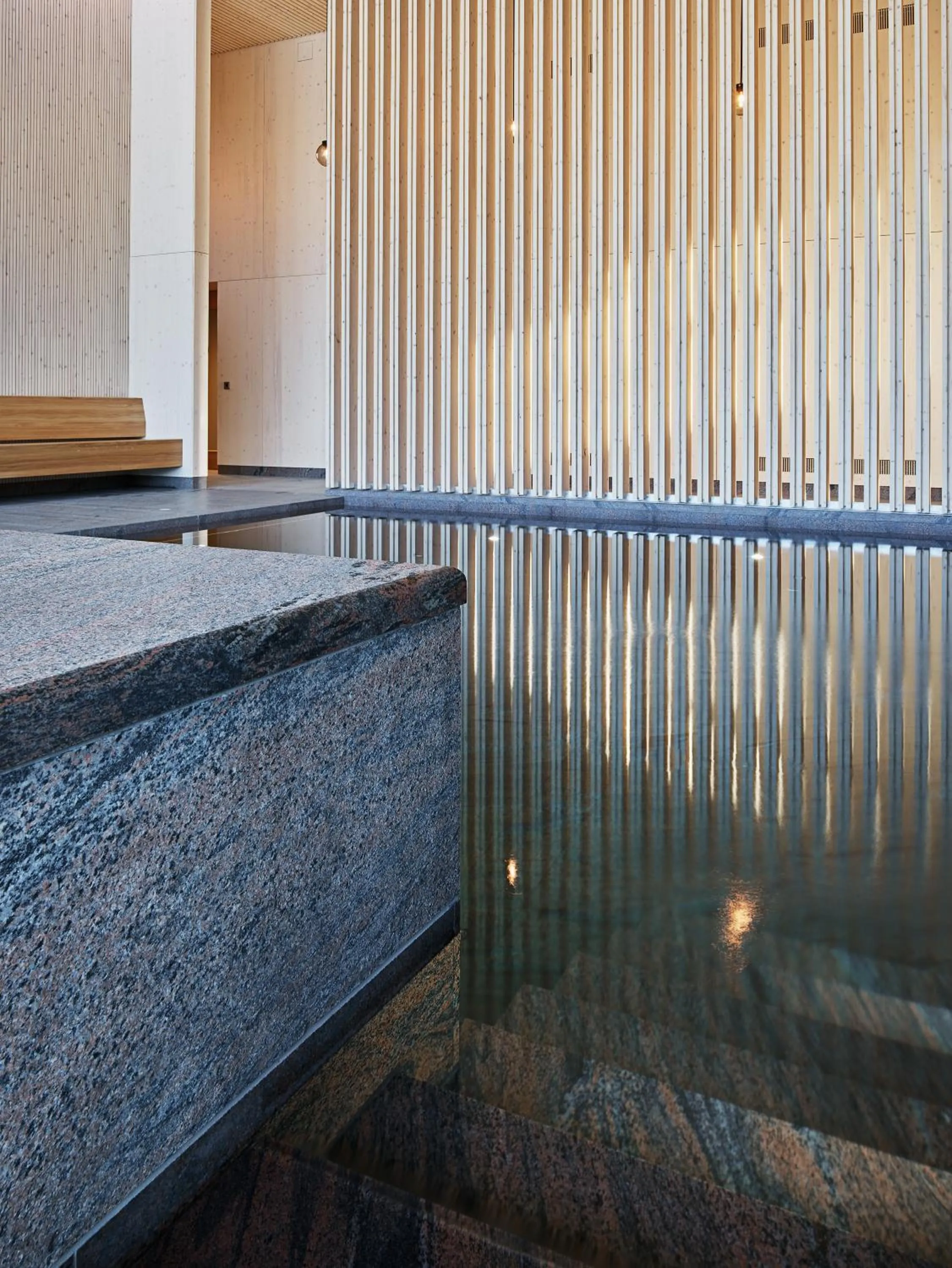 Hot Spring Bath in Stiftsgården Åkersberg