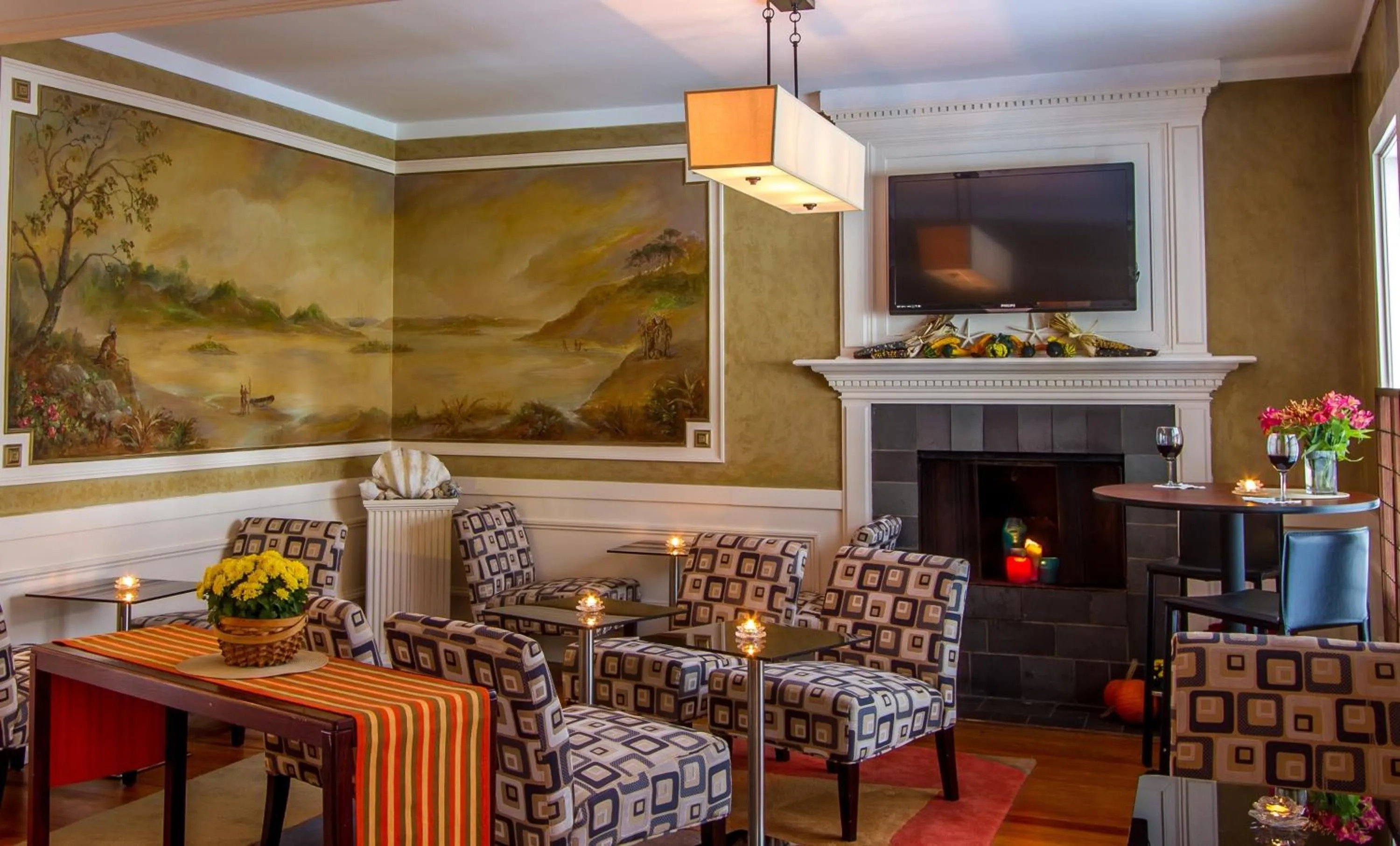 Lounge or bar in Queen Anne Inn