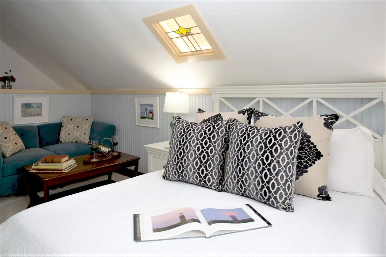 Seating area in Queen Anne Inn