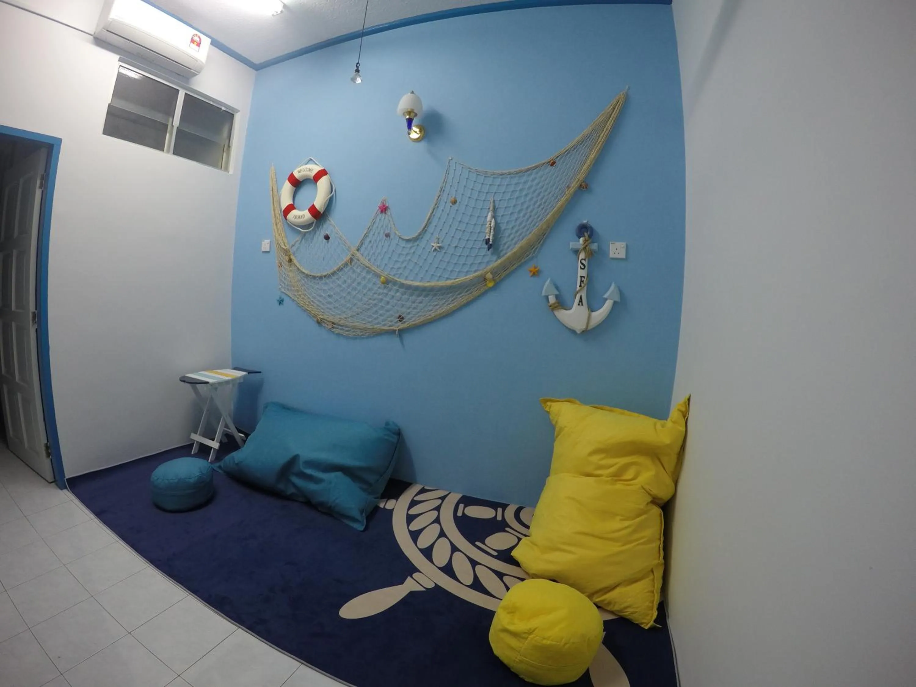 Little Blue House Kemaman Guesthouse