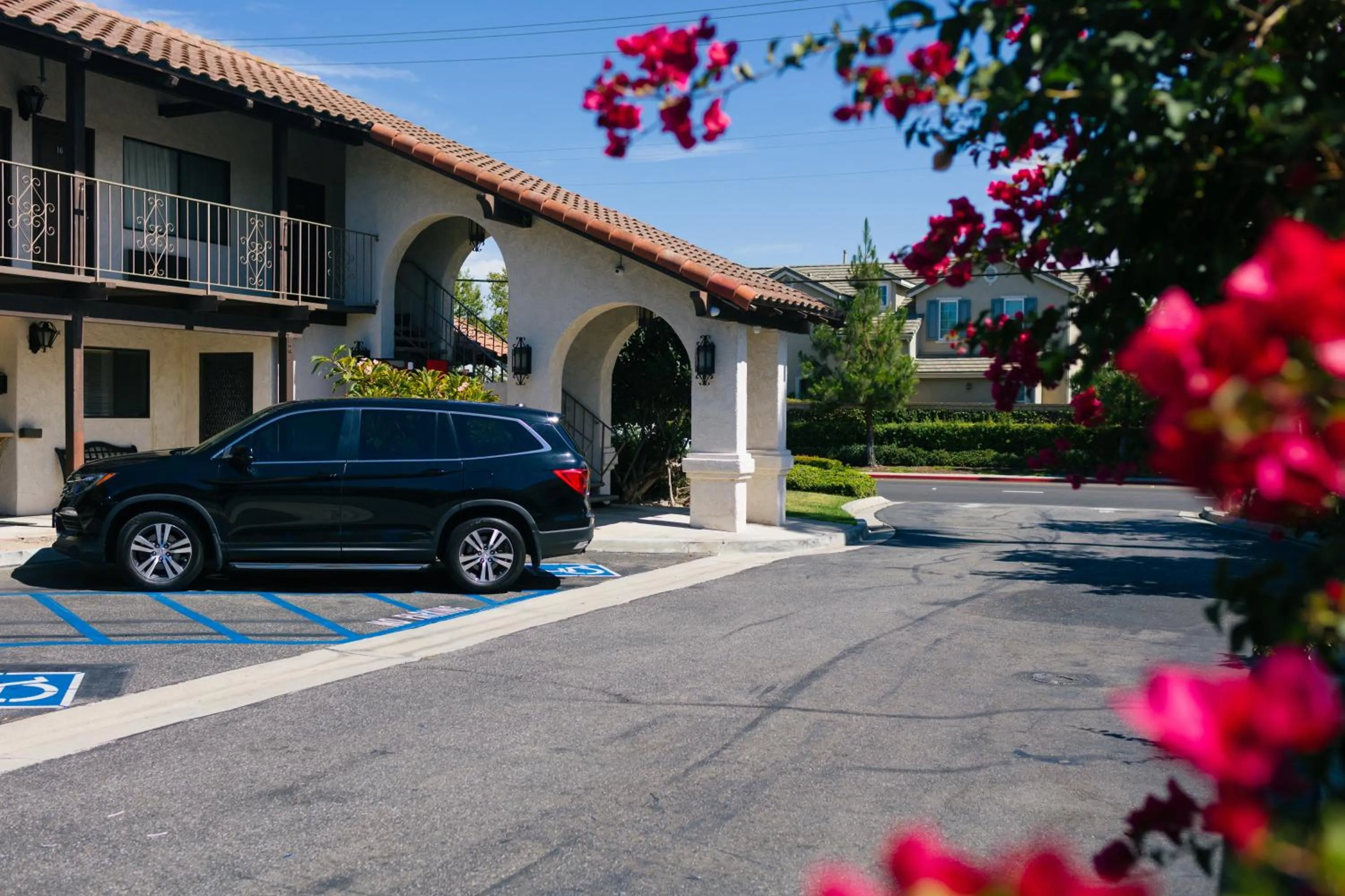 Facade/entrance in Cozy Inn