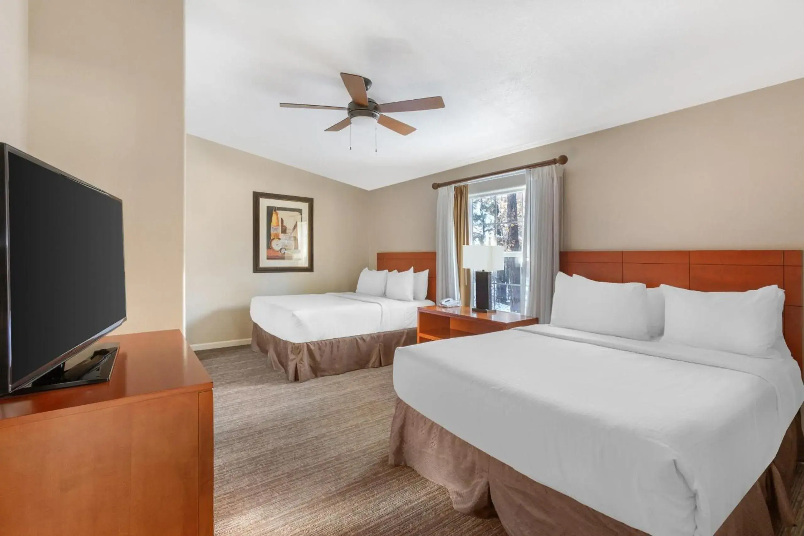 Bedroom, Bed in PVC at The Roundhouse Resort Bedroom, Bed in PVC at The Roundhouse Resort