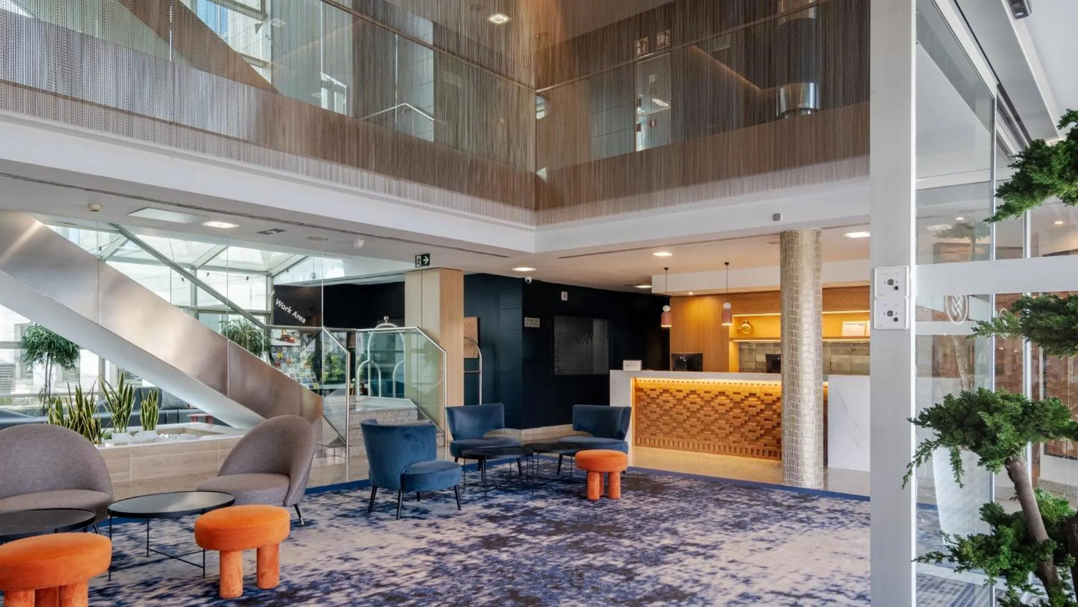 Property building in Hotel Crowne Plaza Madrid Airport