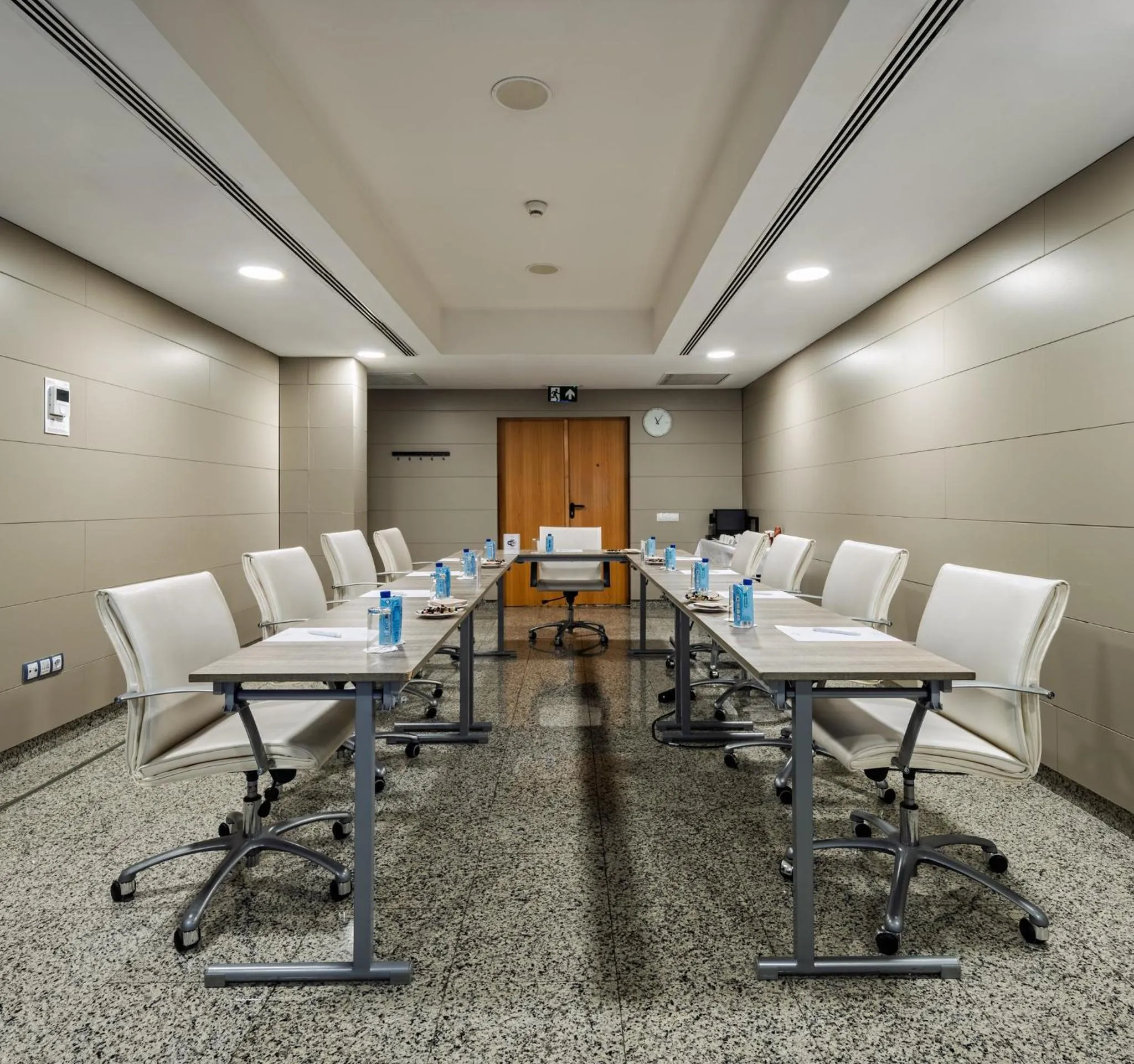 Meeting/conference room in Hotel Crowne Plaza Madrid Airport