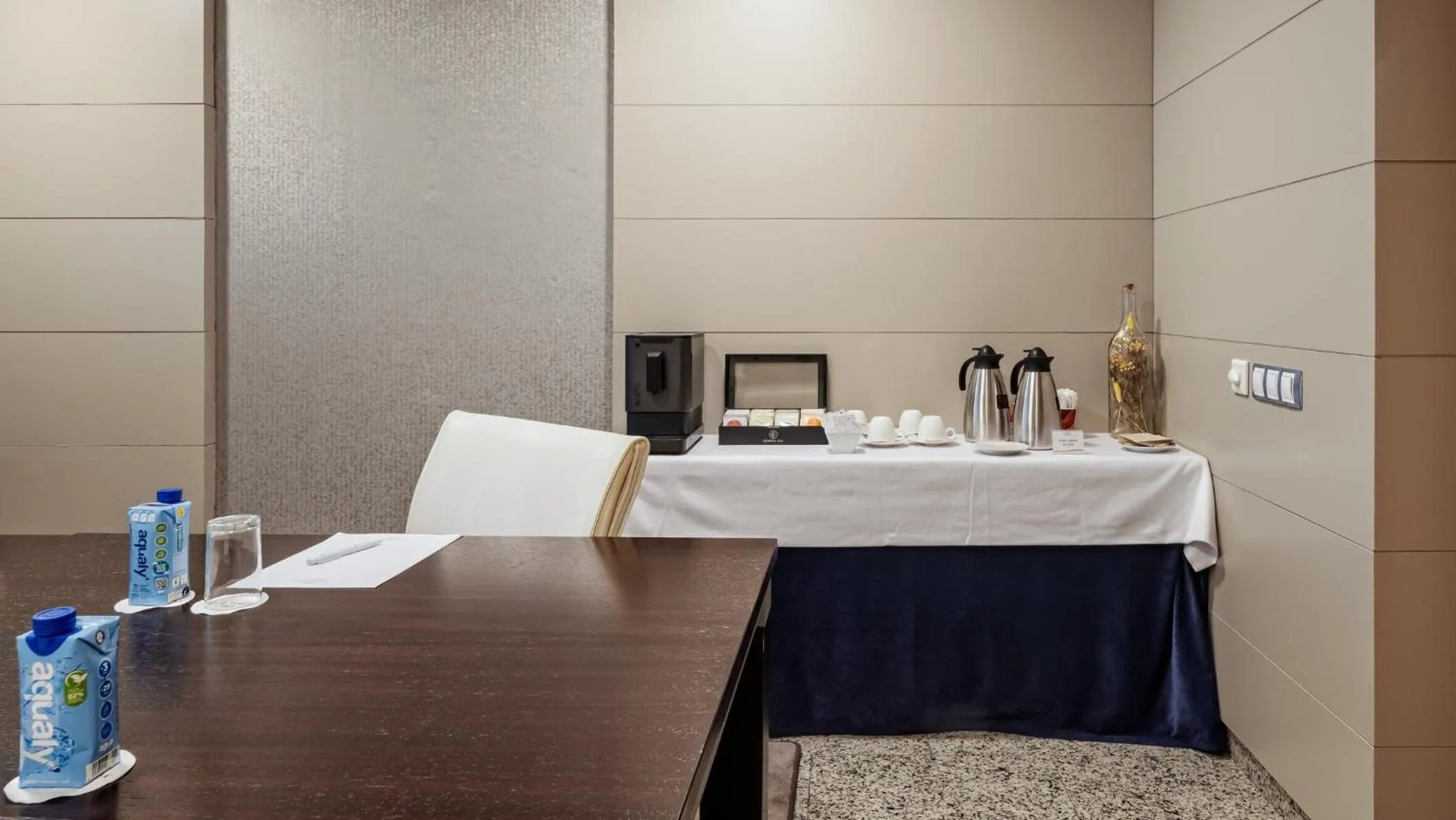 Meeting/conference room in Hotel Crowne Plaza Madrid Airport