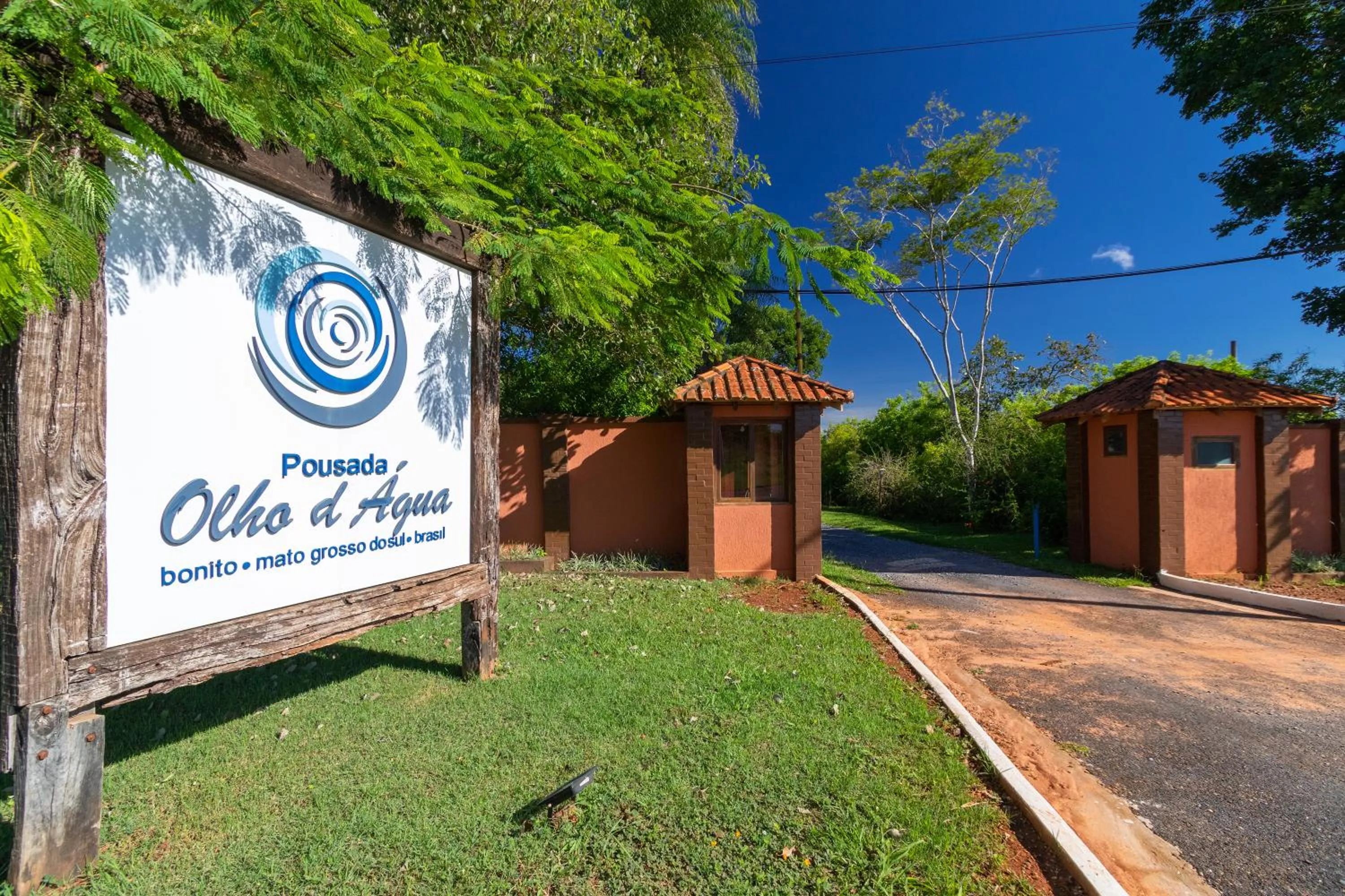 Property building in Pousada Olho D'Água
