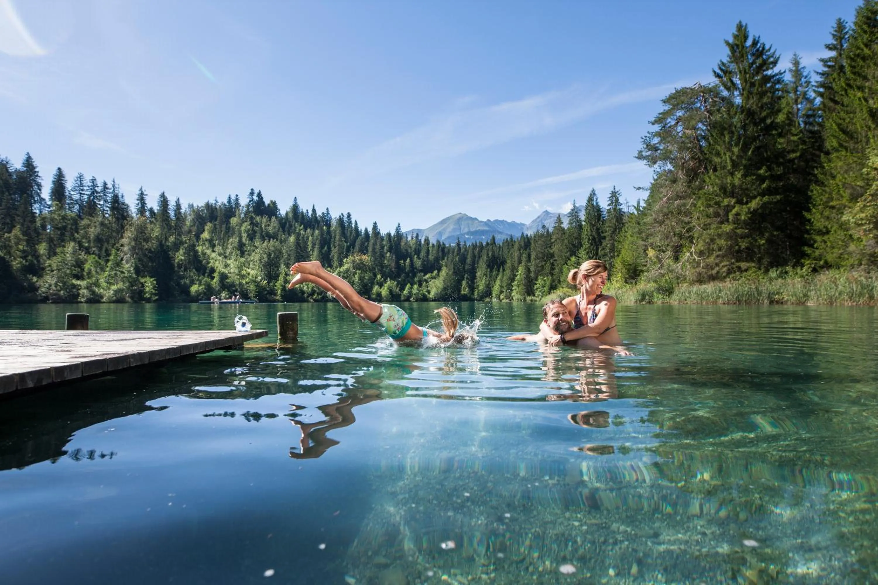 Lake view in Jugendherberge Trin