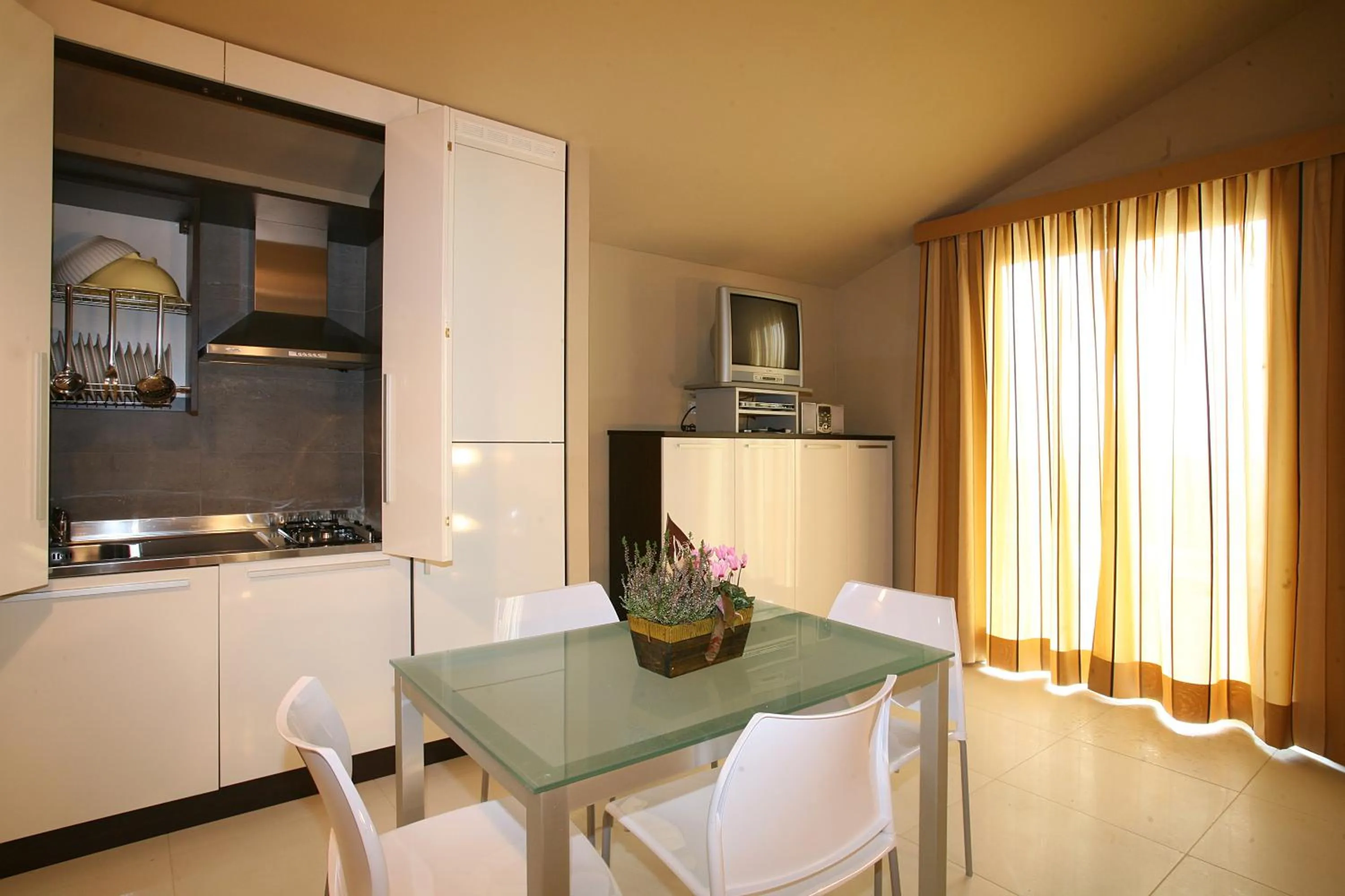Kitchen or kitchenette in Residence Sottovento