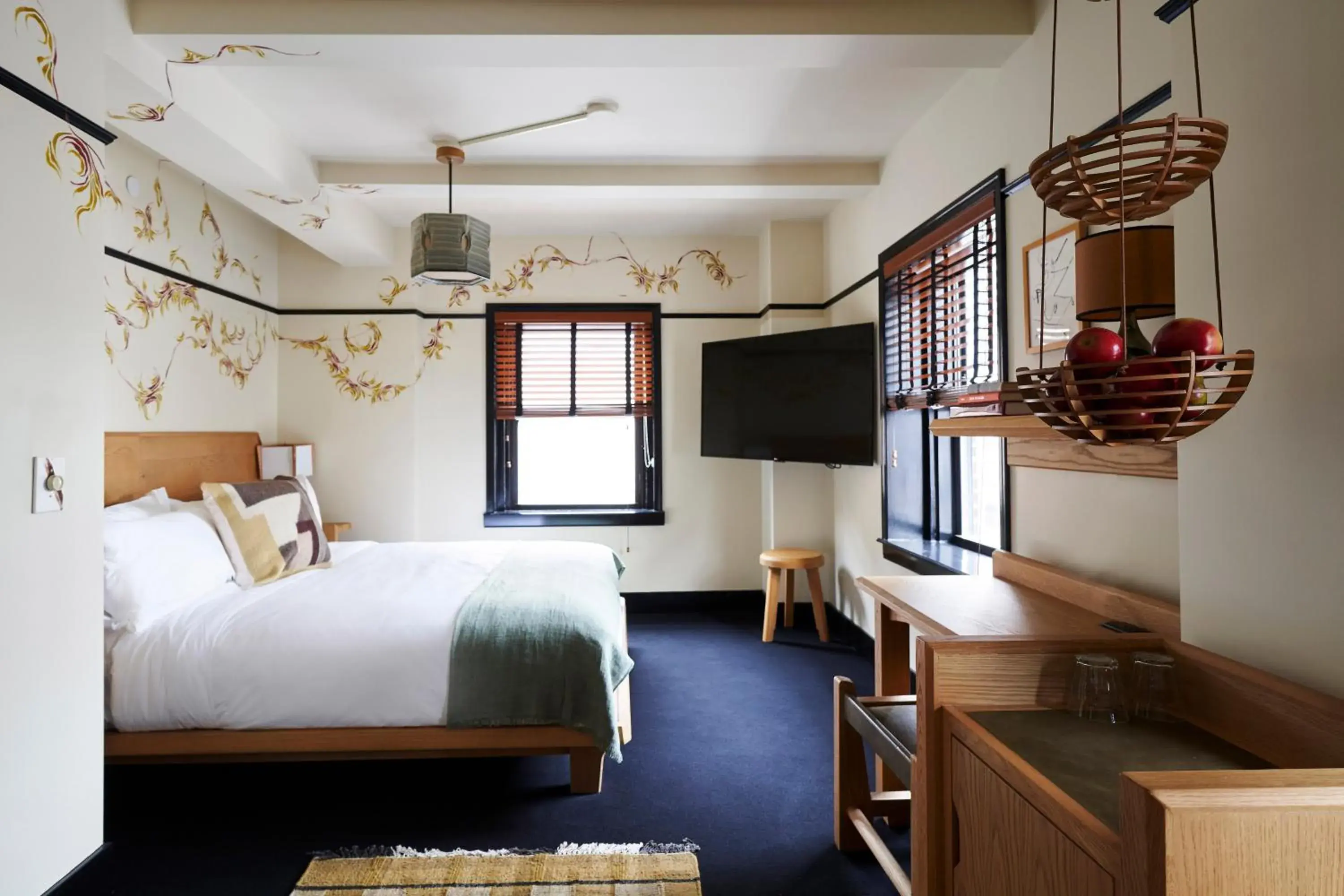 Bed in Freehand New York Bed in Freehand New York