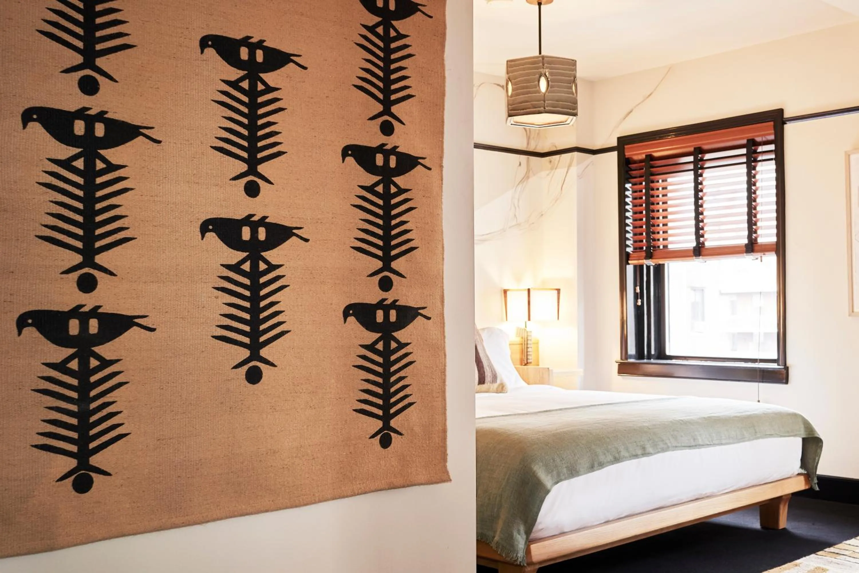 Bedroom, Bed in Freehand New York