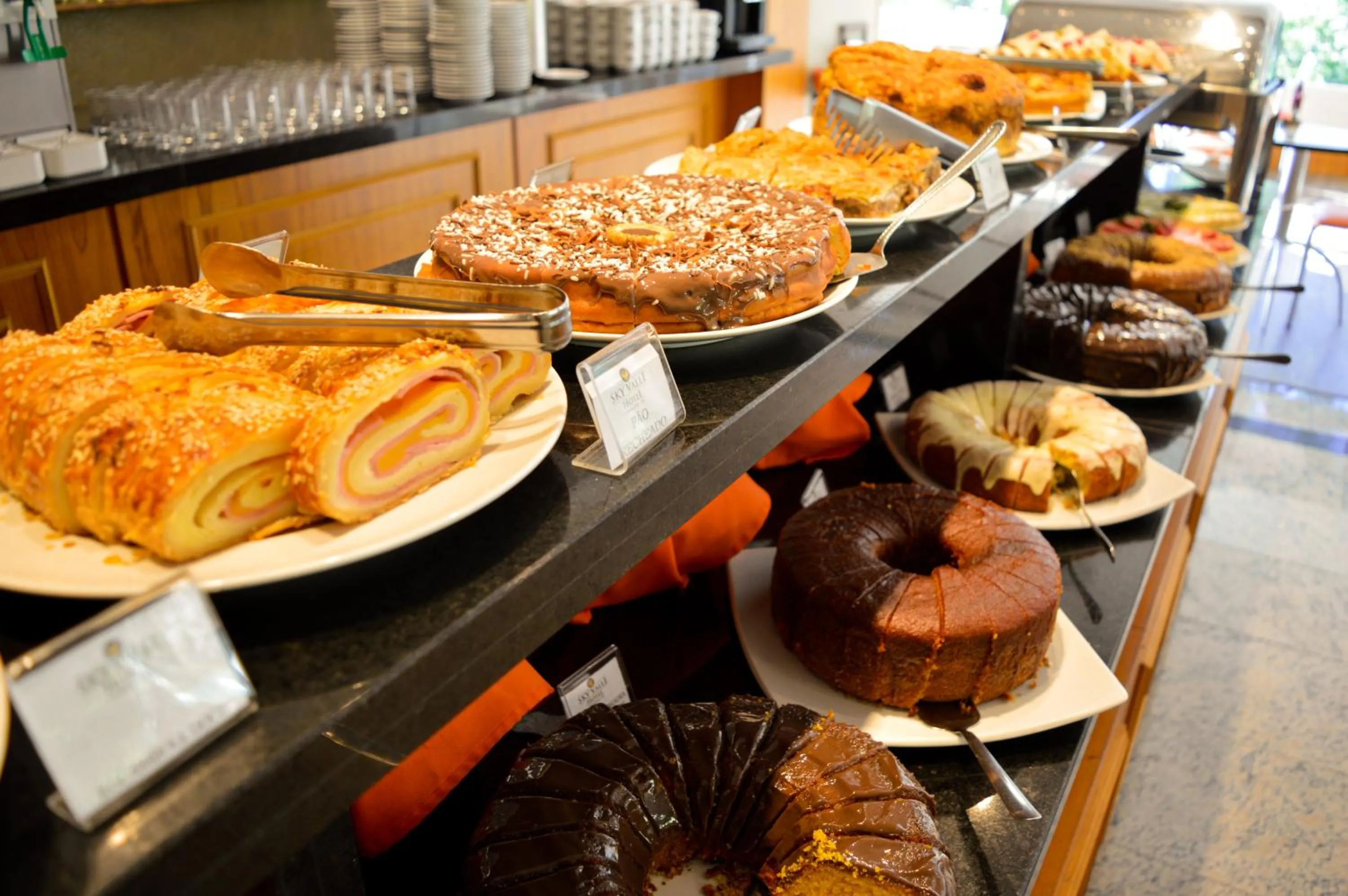 Continental breakfast in Sky Valle Hotel