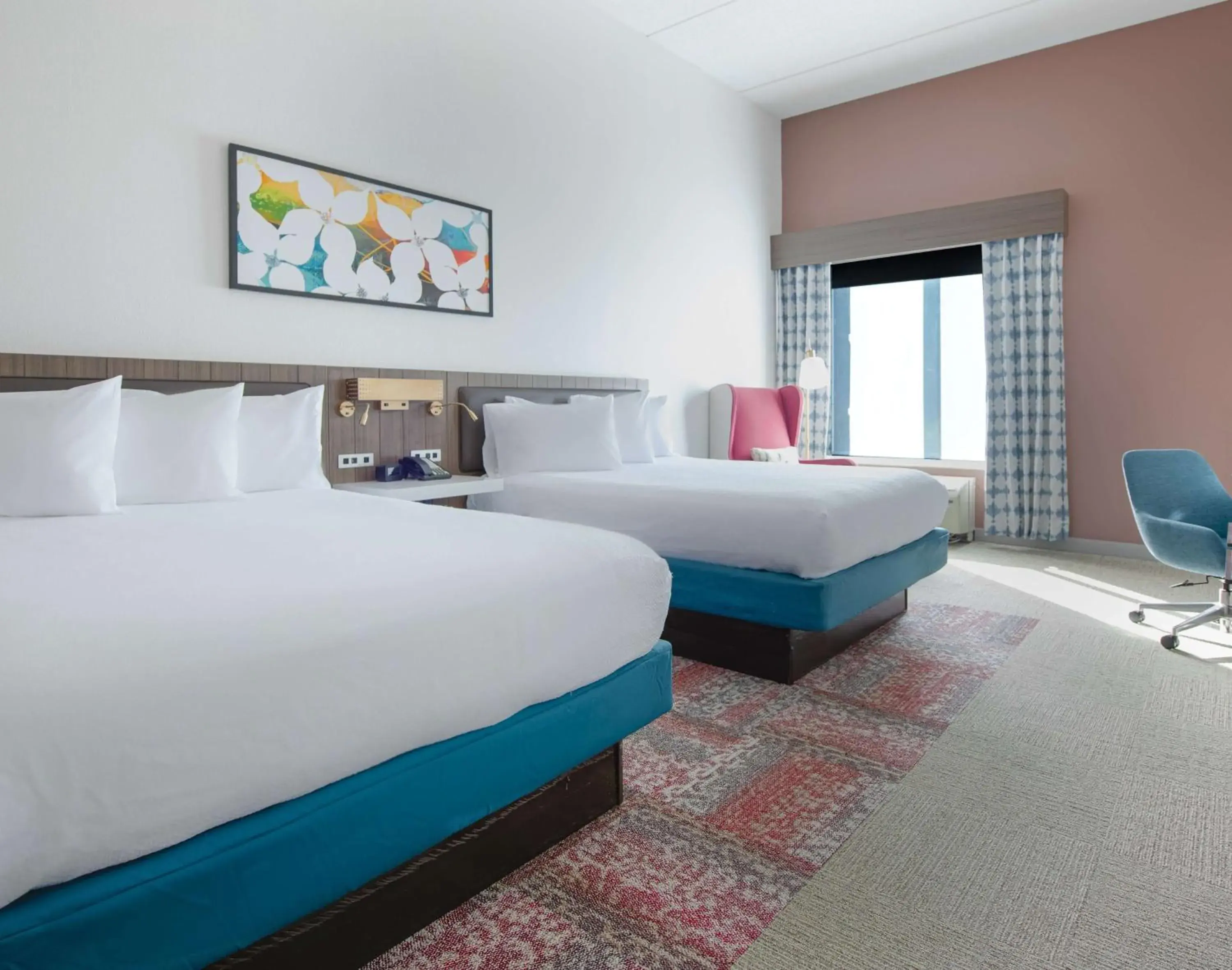 Bed in Hilton Garden Inn Newport News Bed in Hilton Garden Inn Newport News