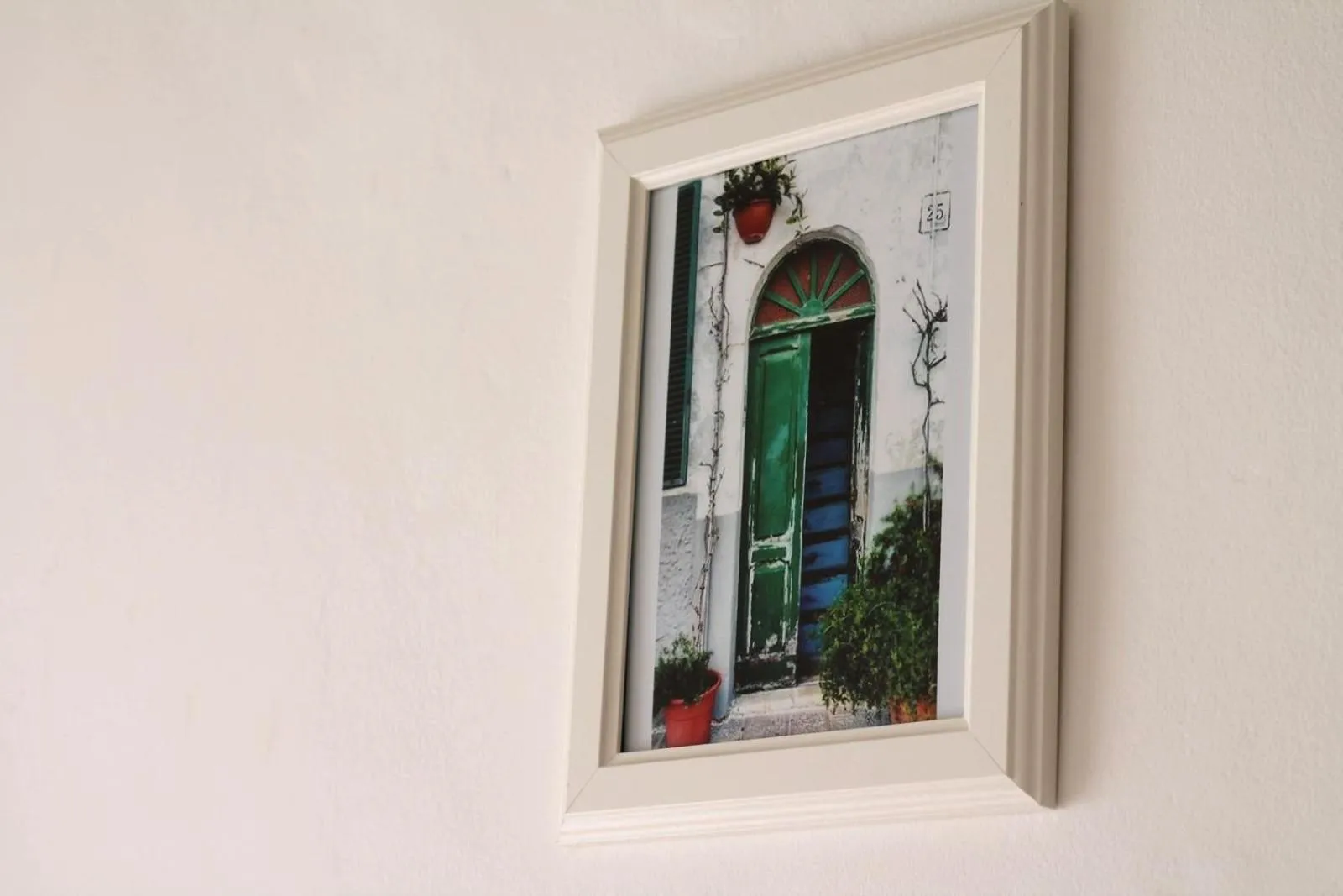 Decorative detail in Il Civico 2