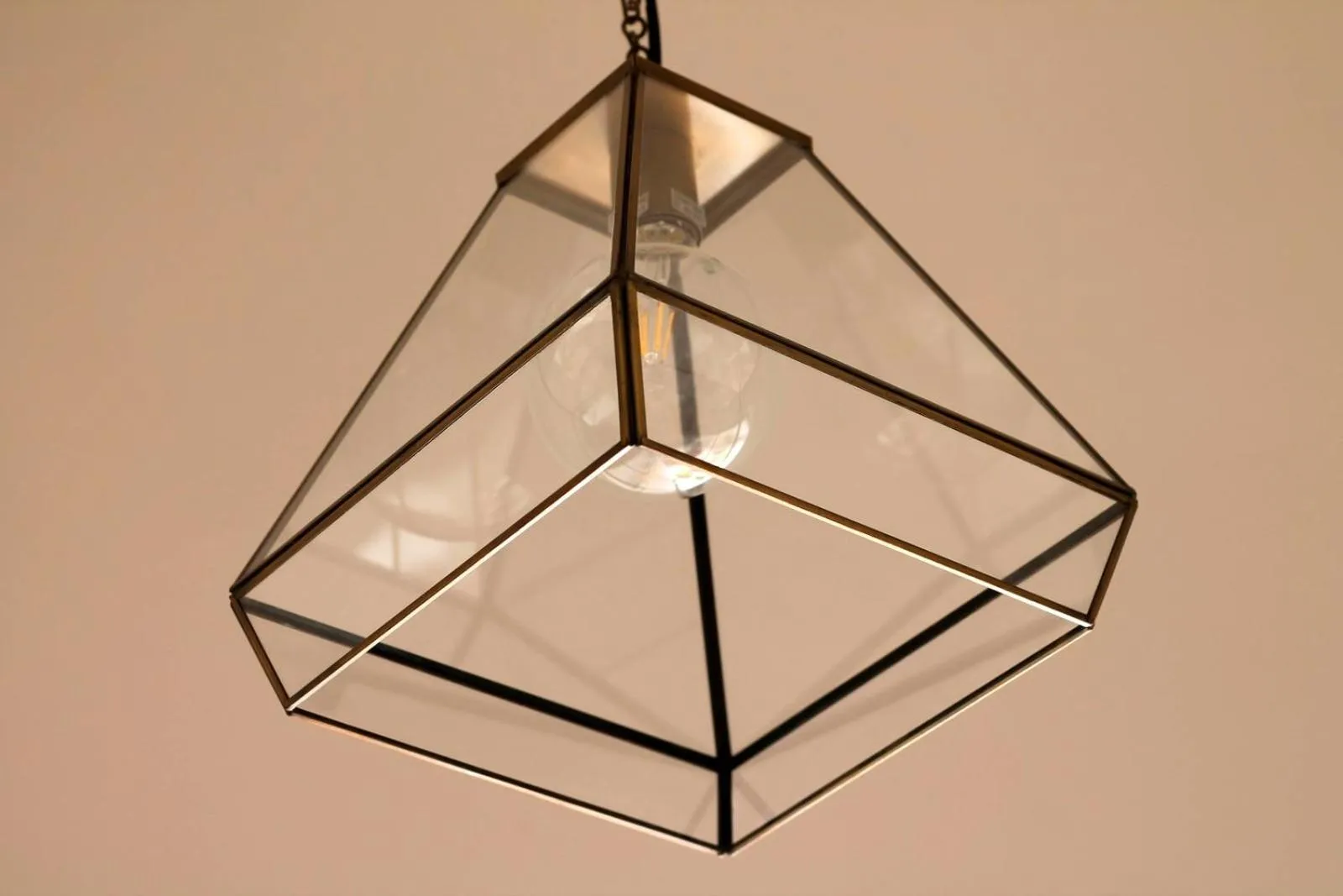 Decorative detail in Il Civico 2