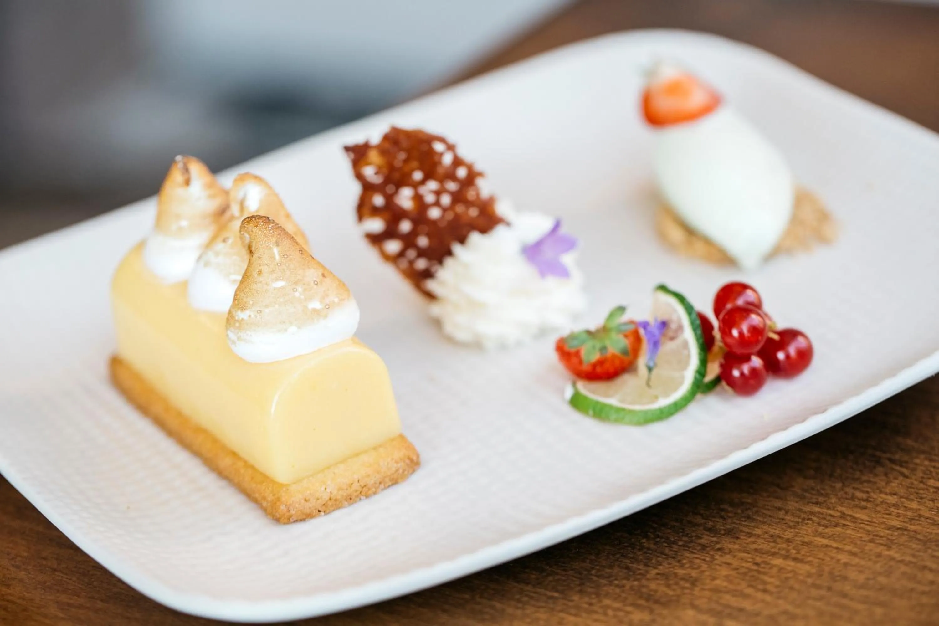 Food and drinks in Le Domaine de Dony