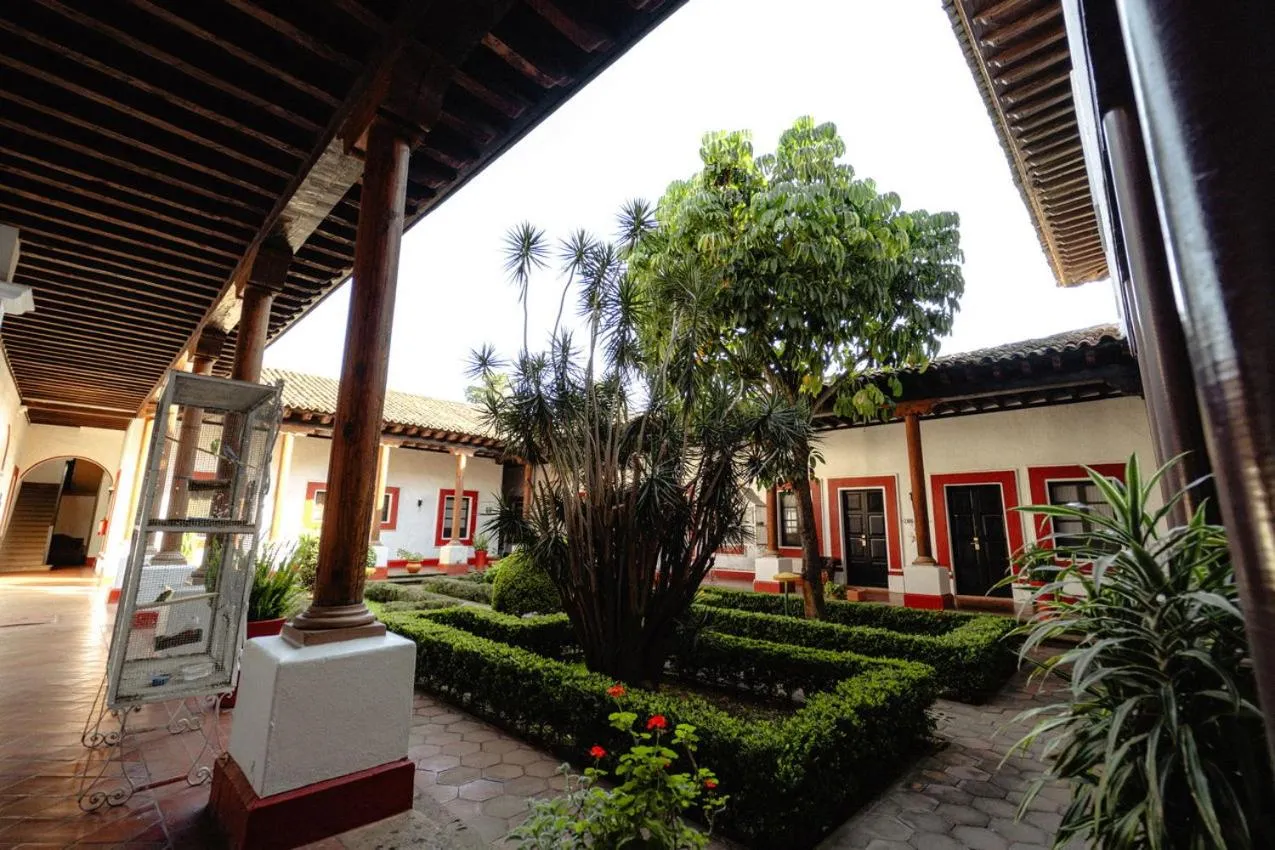 Garden view in Best Western Plus Posada de Don Vasco