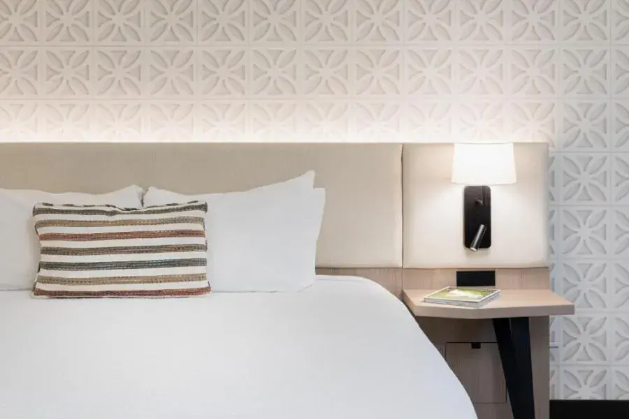 Bed in Palm Mountain Resort & Spa Bed in Palm Mountain Resort & Spa