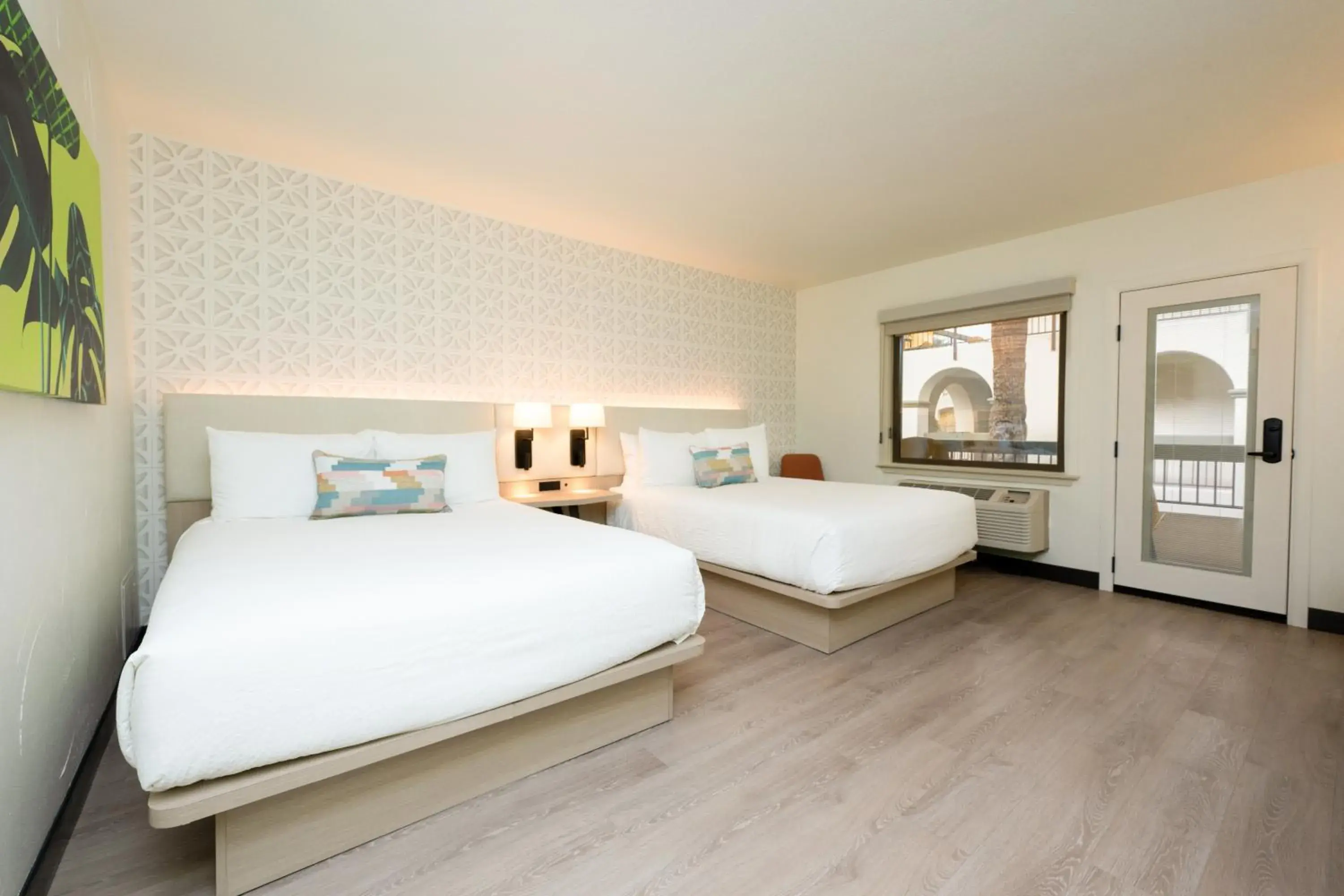 Bed in Palm Mountain Resort & Spa Bed in Palm Mountain Resort & Spa