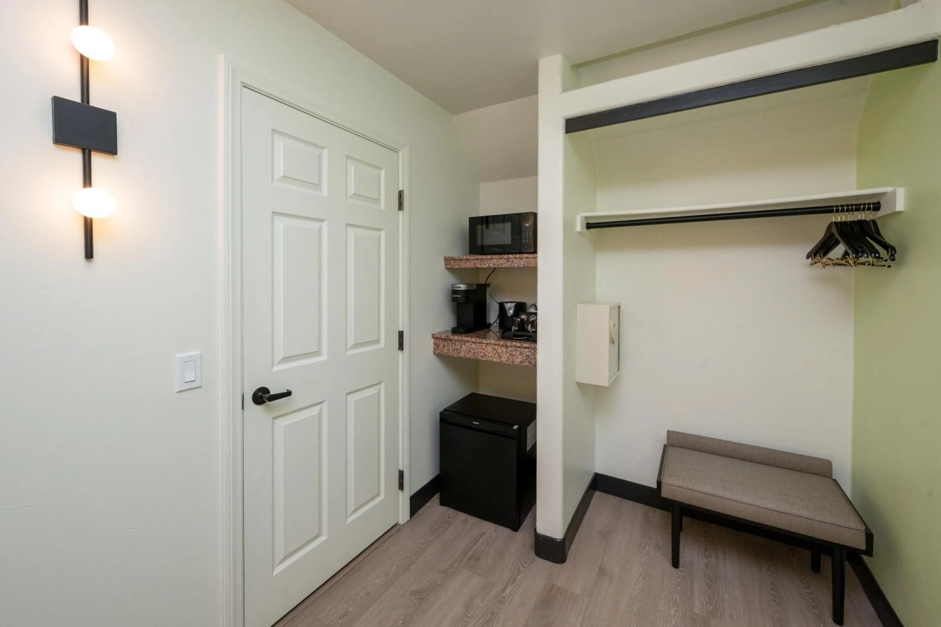 Palm Mountain Resort & Spa