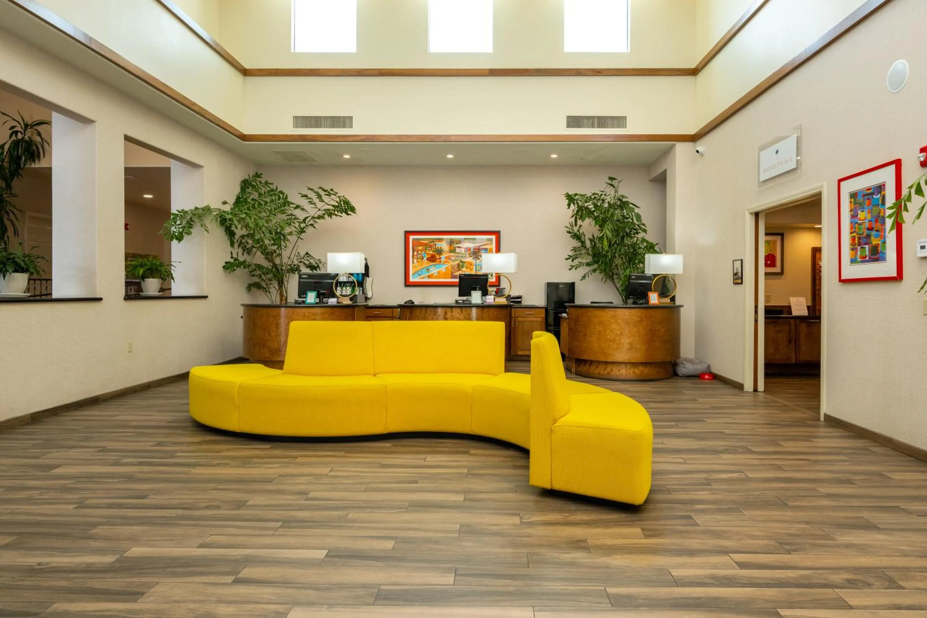 Palm Mountain Resort & Spa