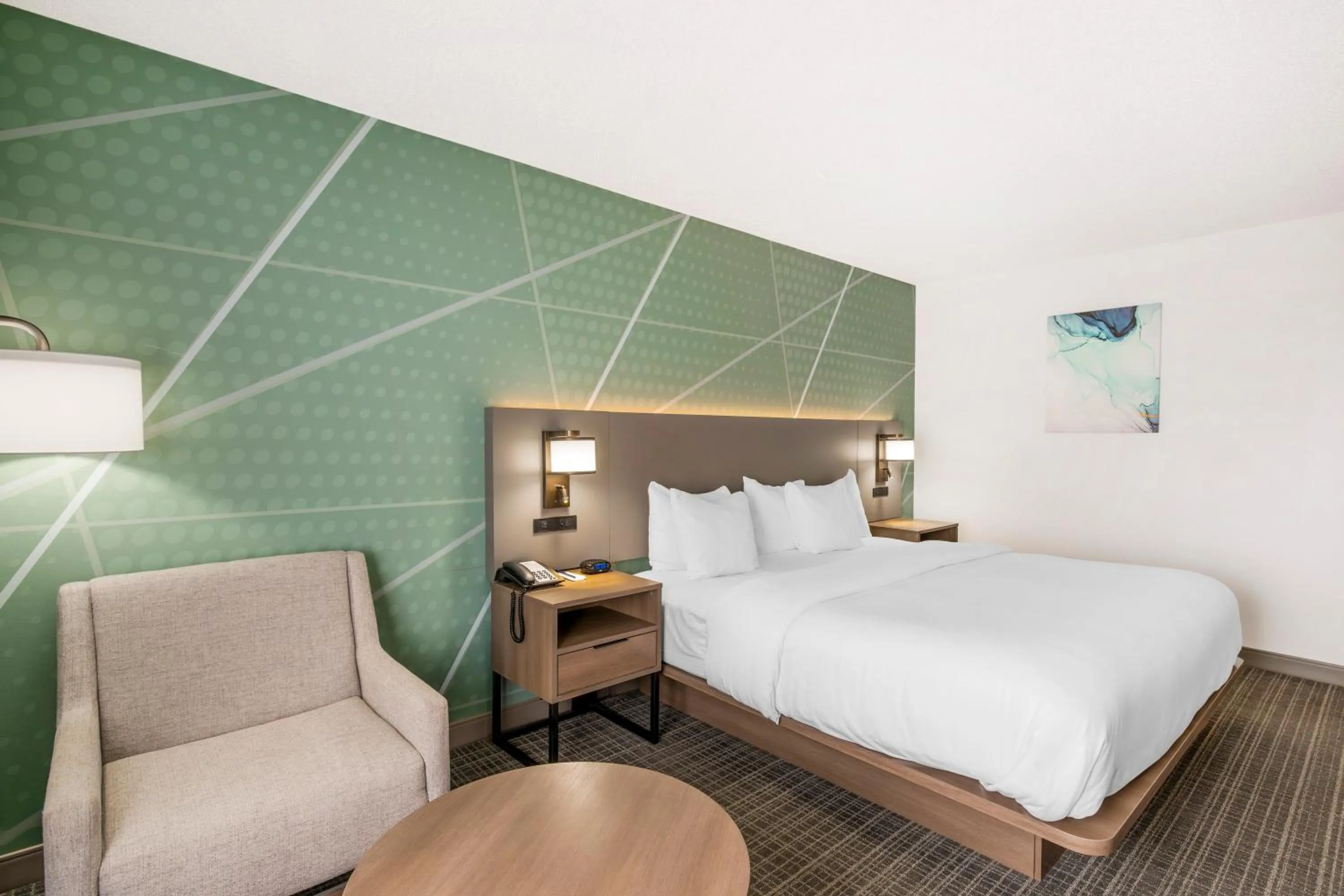 Guests, Bed in Comfort Inn & Suites Louisville Airport Fair & Expo