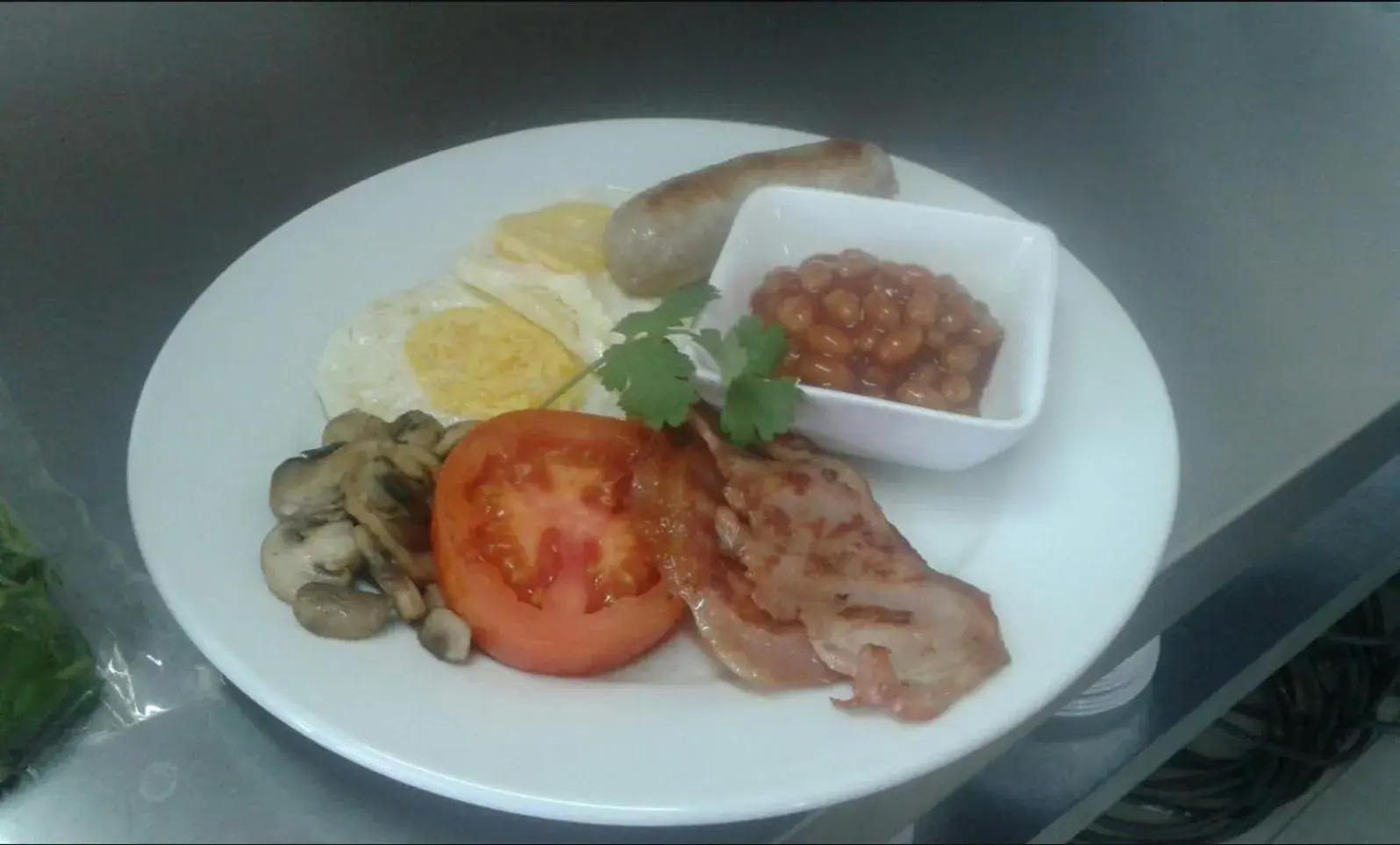English/Irish breakfast in Regal Inn Hotel Midrand English/Irish breakfast in Regal Inn Hotel Midrand