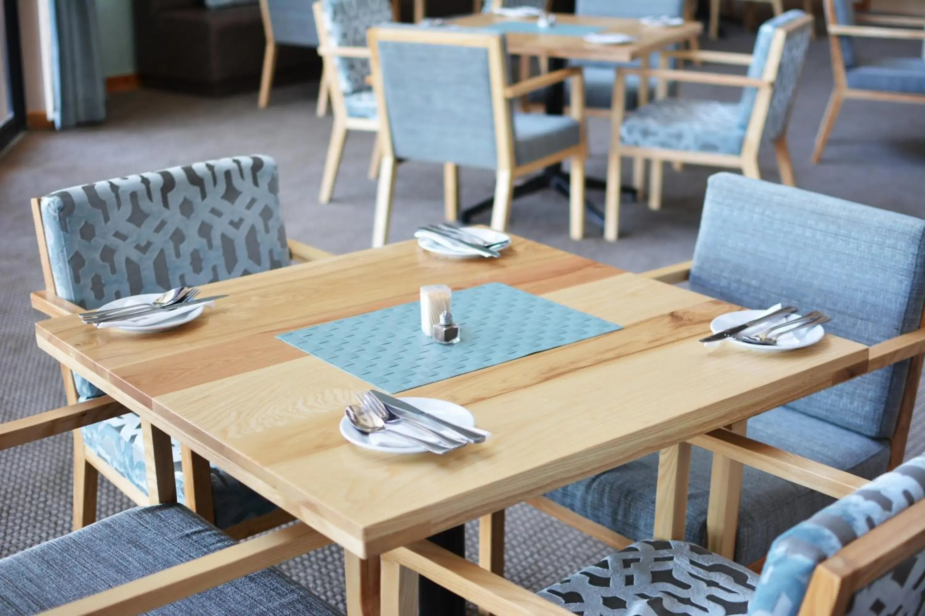 Restaurant/places to eat in Regal Inn Hotel Midrand Restaurant/places to eat in Regal Inn Hotel Midrand