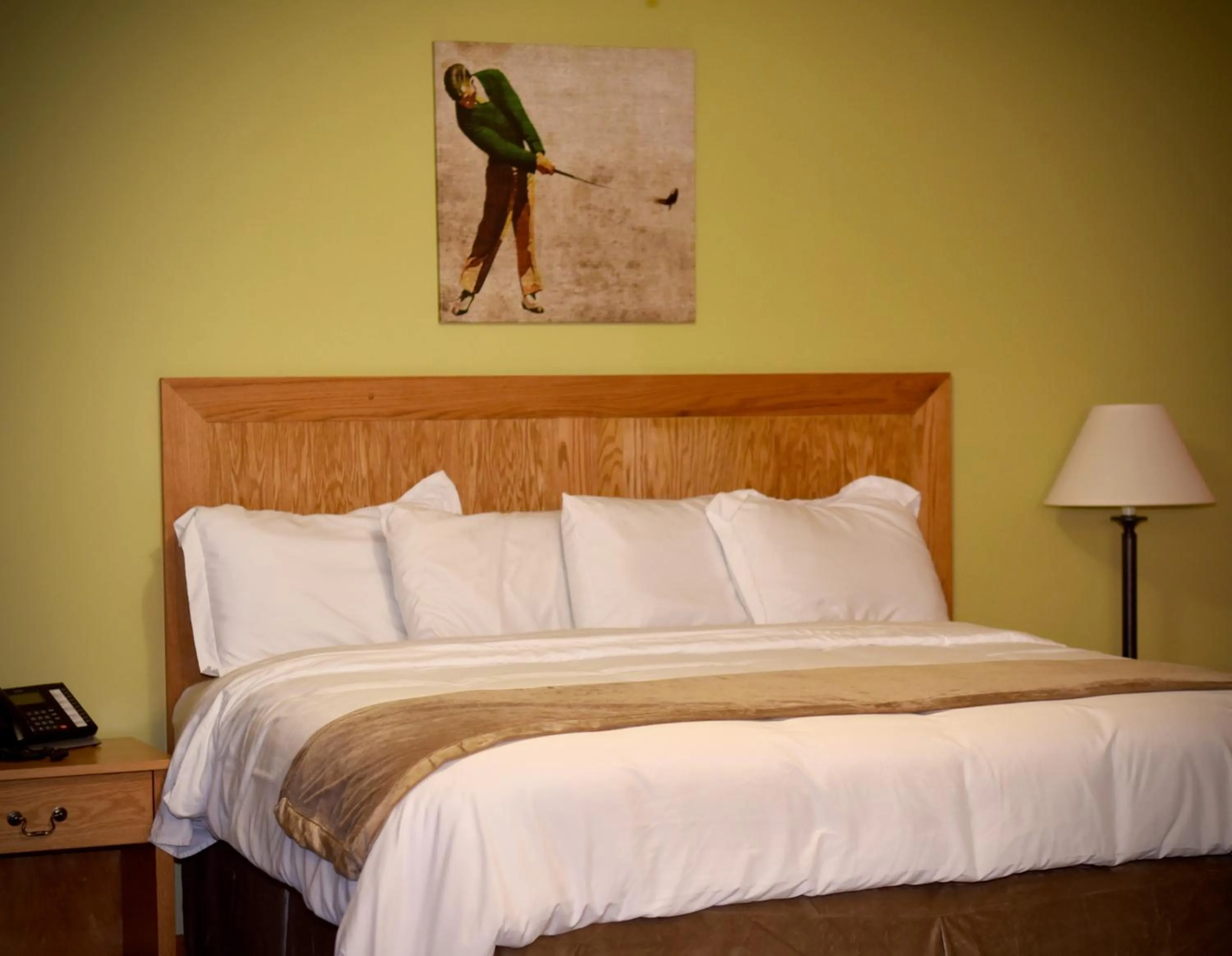 Bed in Champions Black Bear Lodge