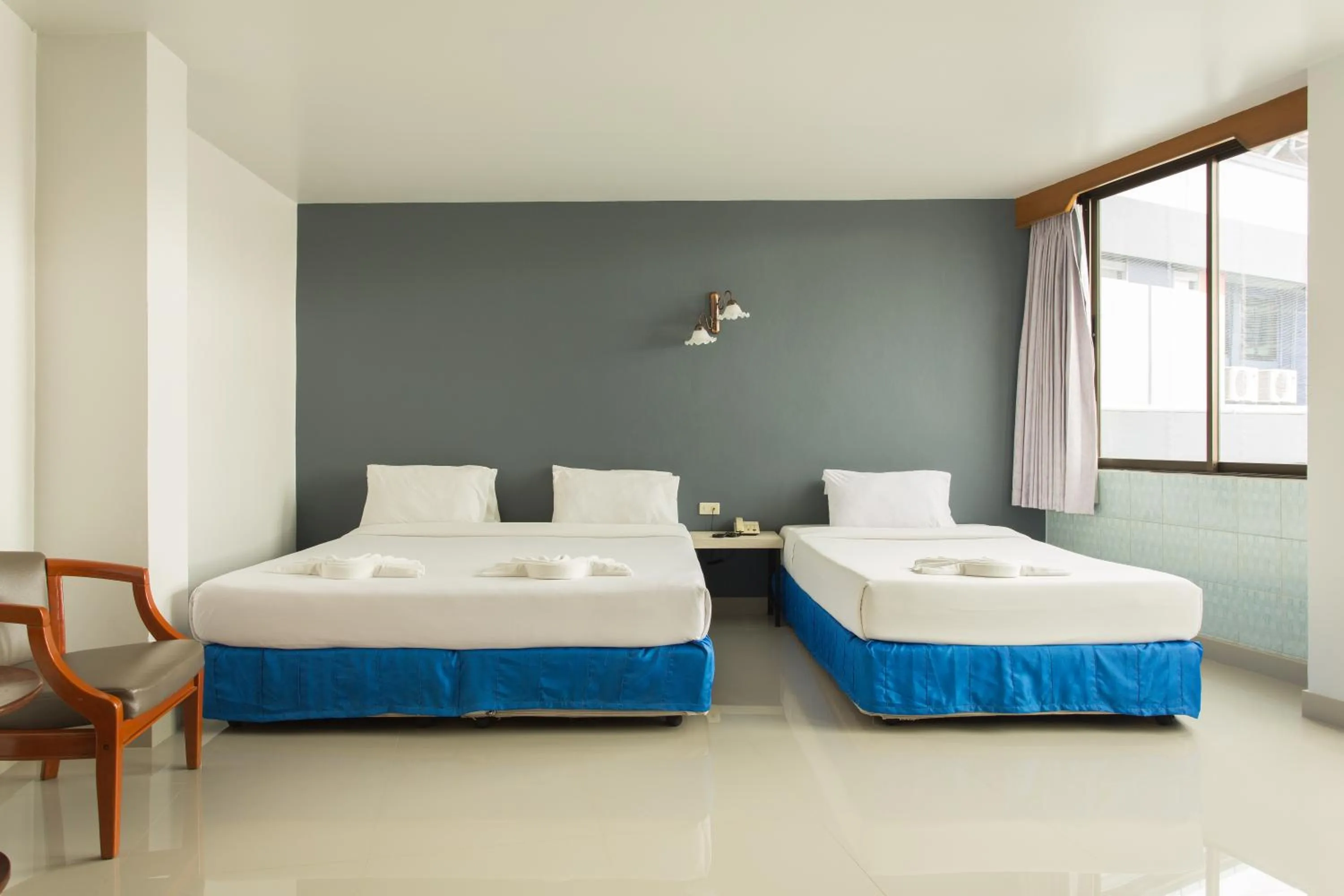 Photo of the whole room, Bed in City Hotel Krabi