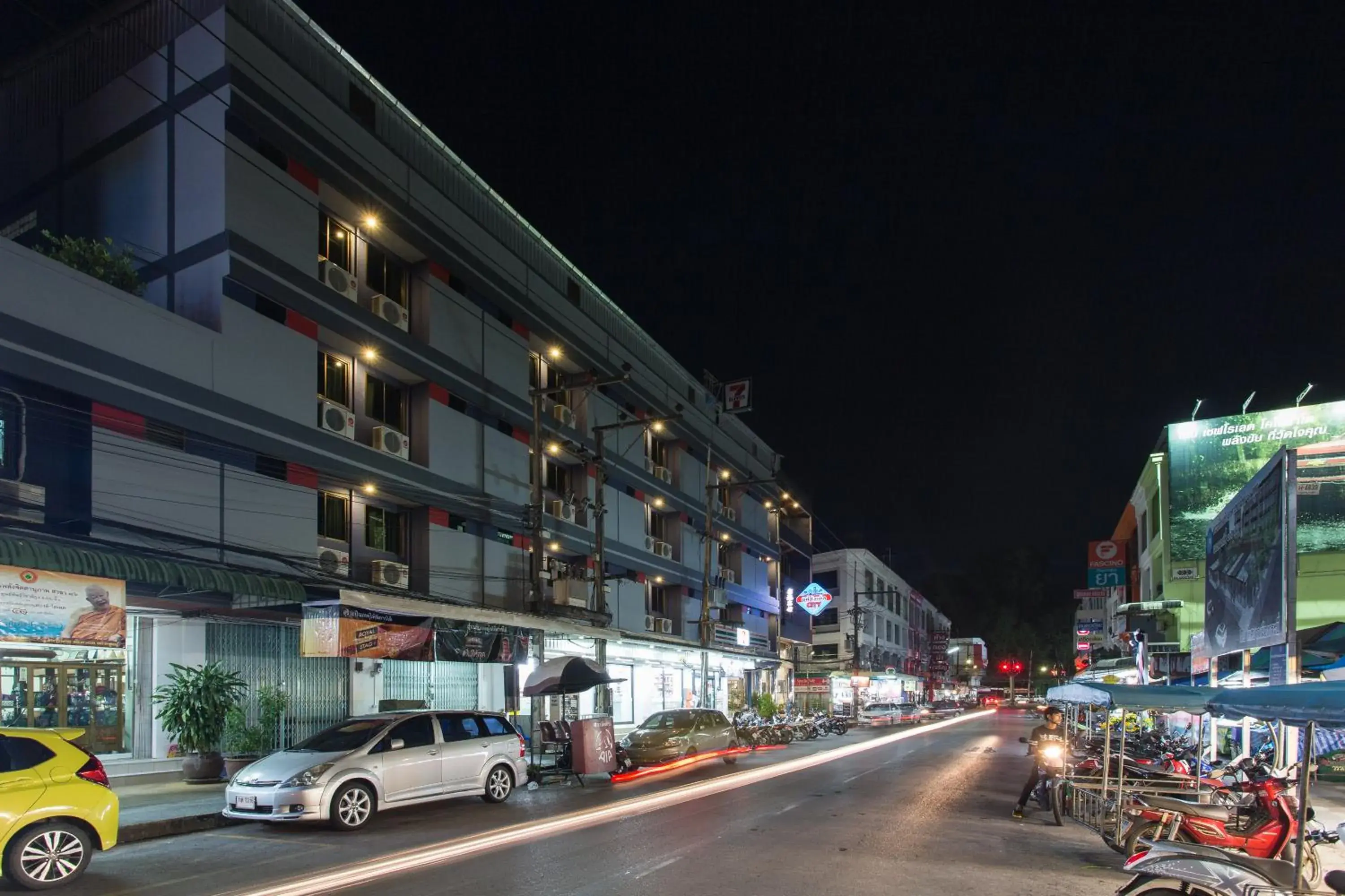 Property building in City Hotel Krabi Property building in City Hotel Krabi