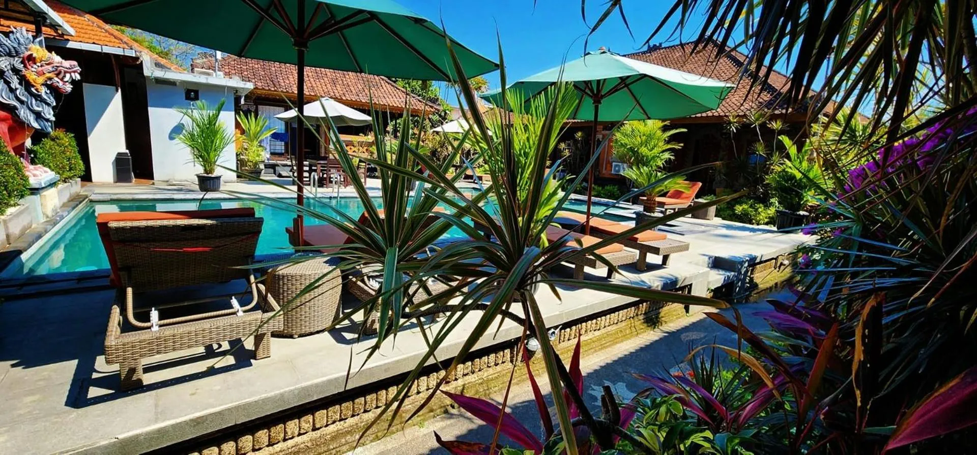 Day in Stana Puri Gopa Hotel