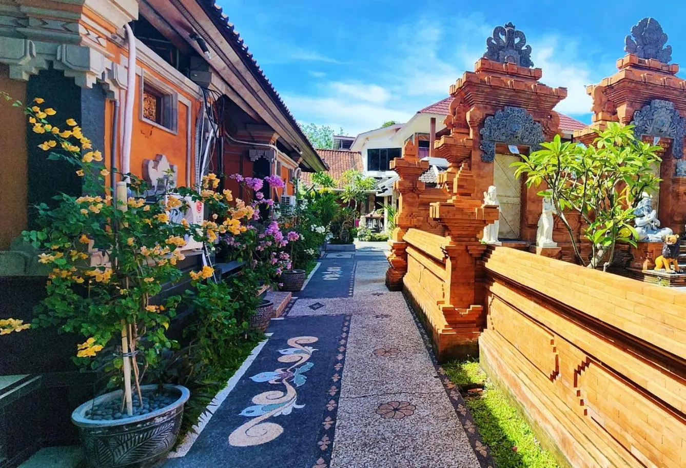 Garden in Stana Puri Gopa Hotel