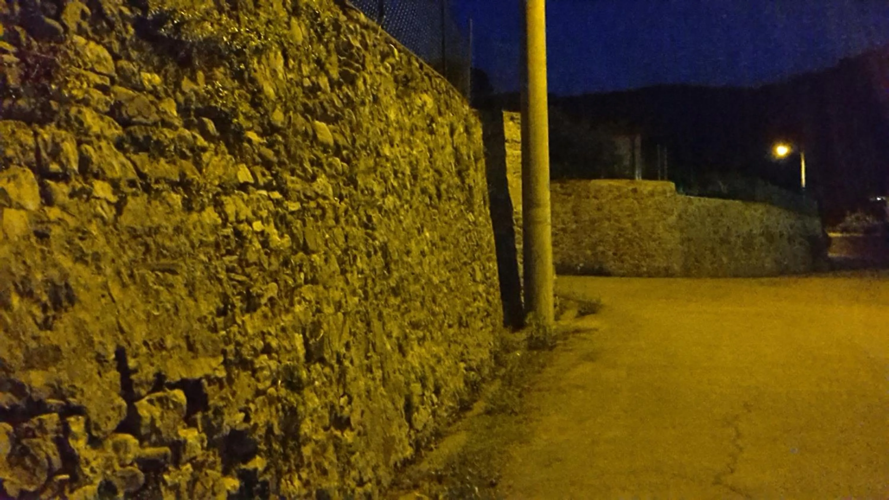 Neighbourhood in Gessy's