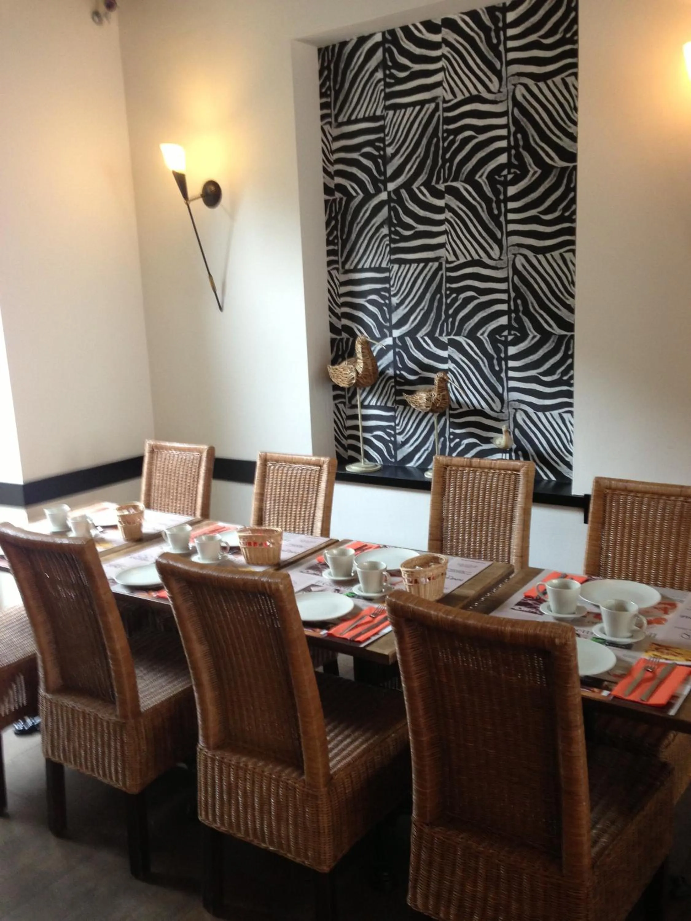 Restaurant/places to eat in Hotel Giorgi et logements insolites-jacuzzi privé