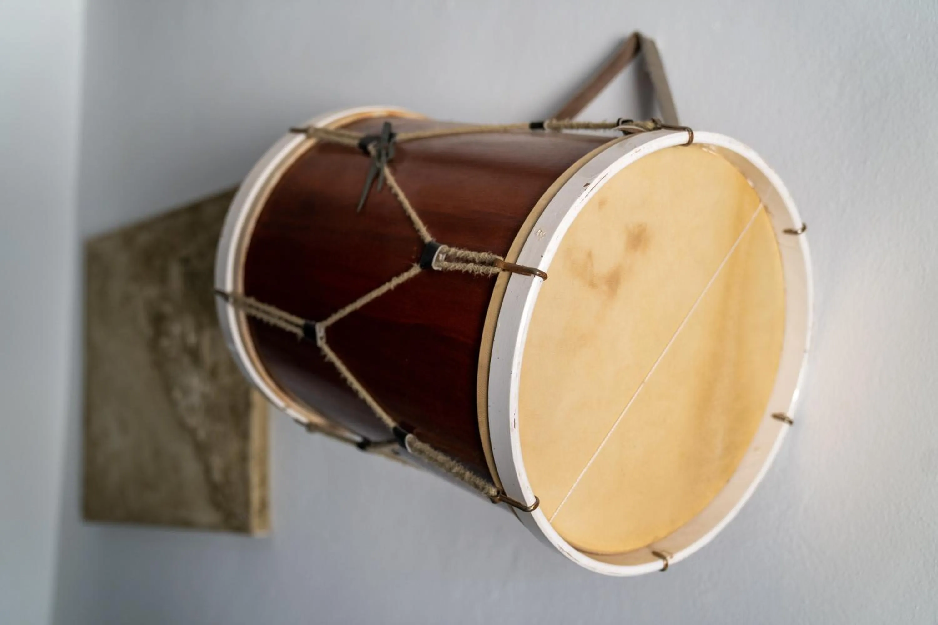 Decorative detail in Hospedarte Arenas de El Rocio