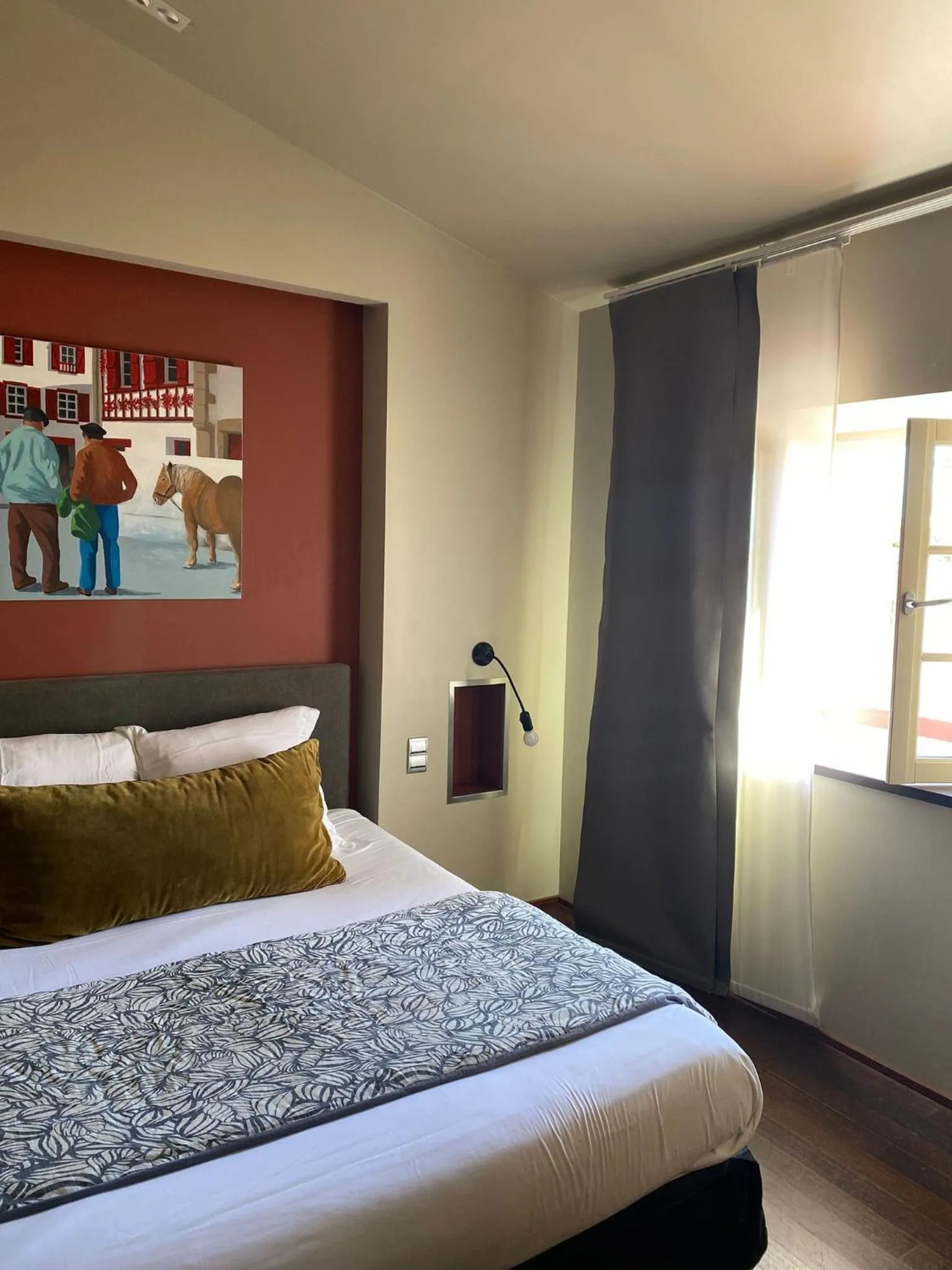 Bed in Hotel du Fronton