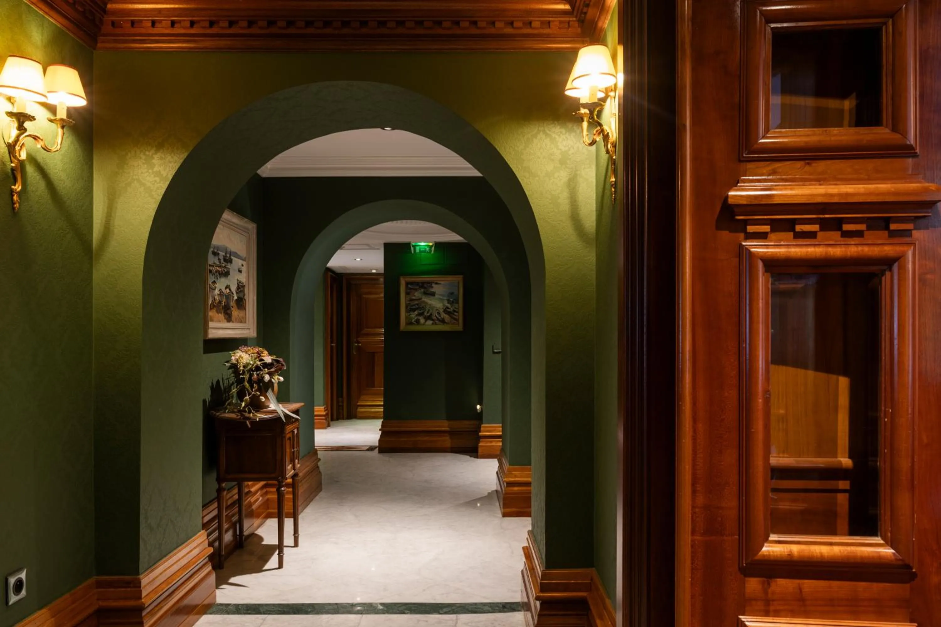 Seating area in Hôtel Restaurant Million