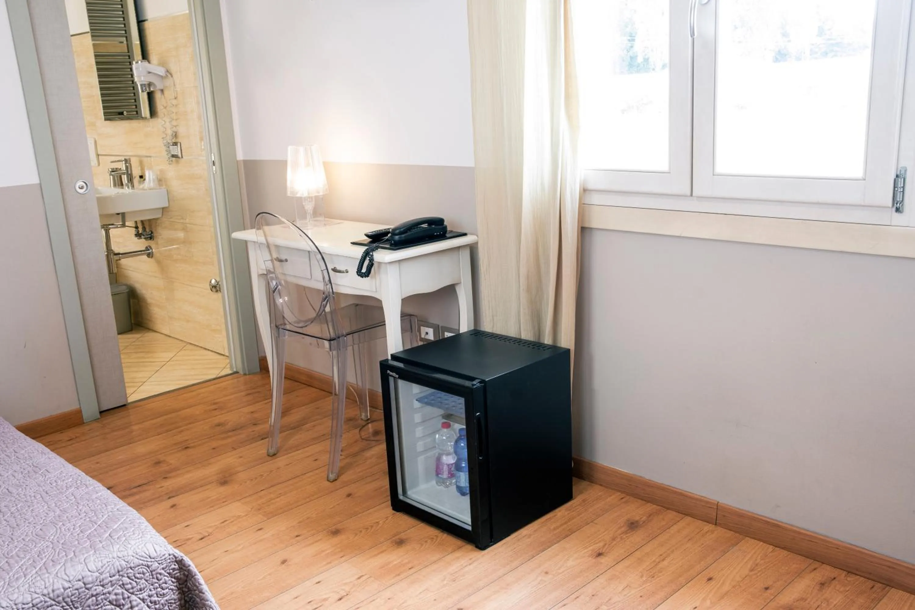 minibar in Hotel Volta