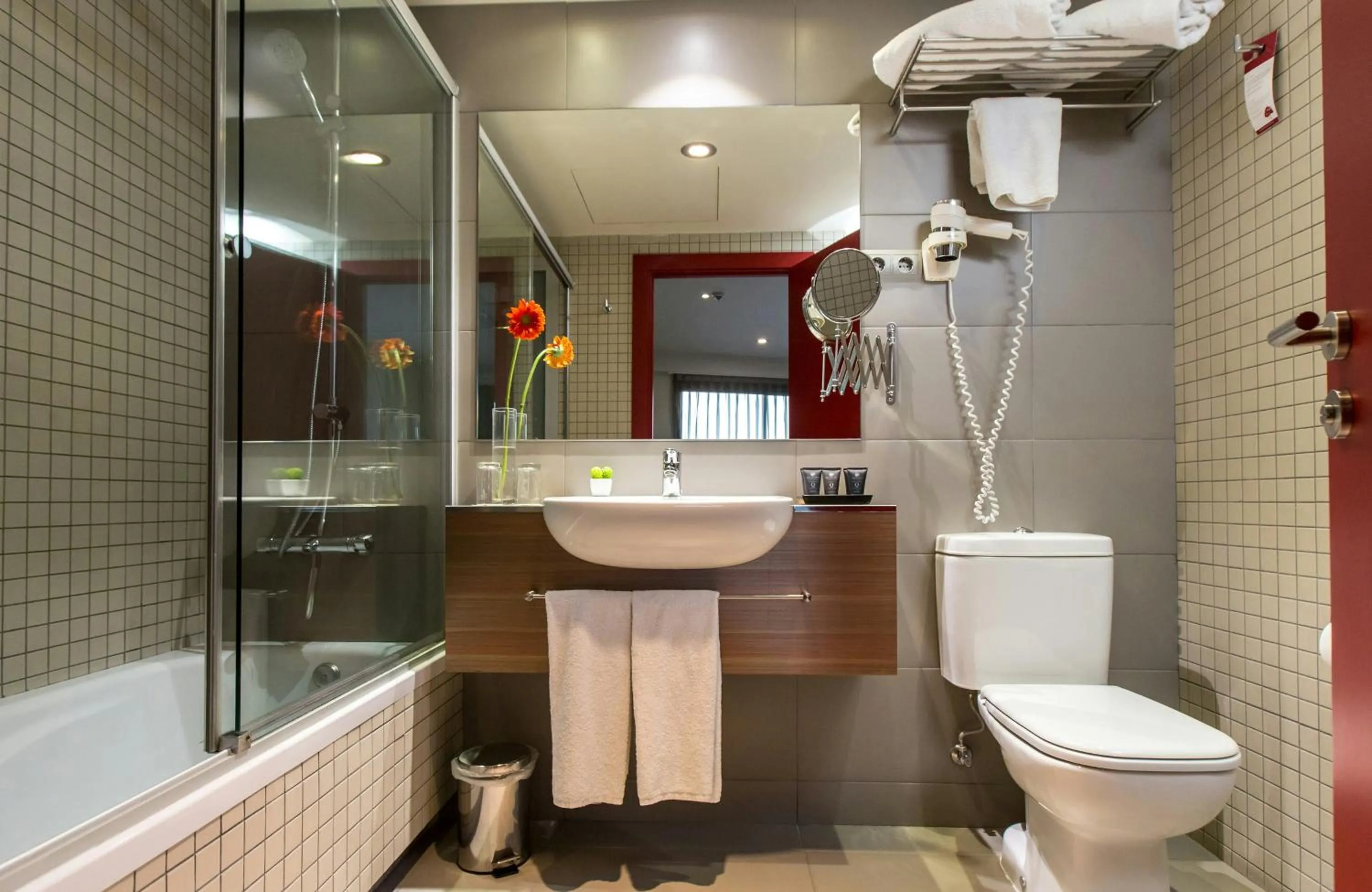 Bathroom in Leonardo Boutique Hotel Barcelona Sagrada Familia