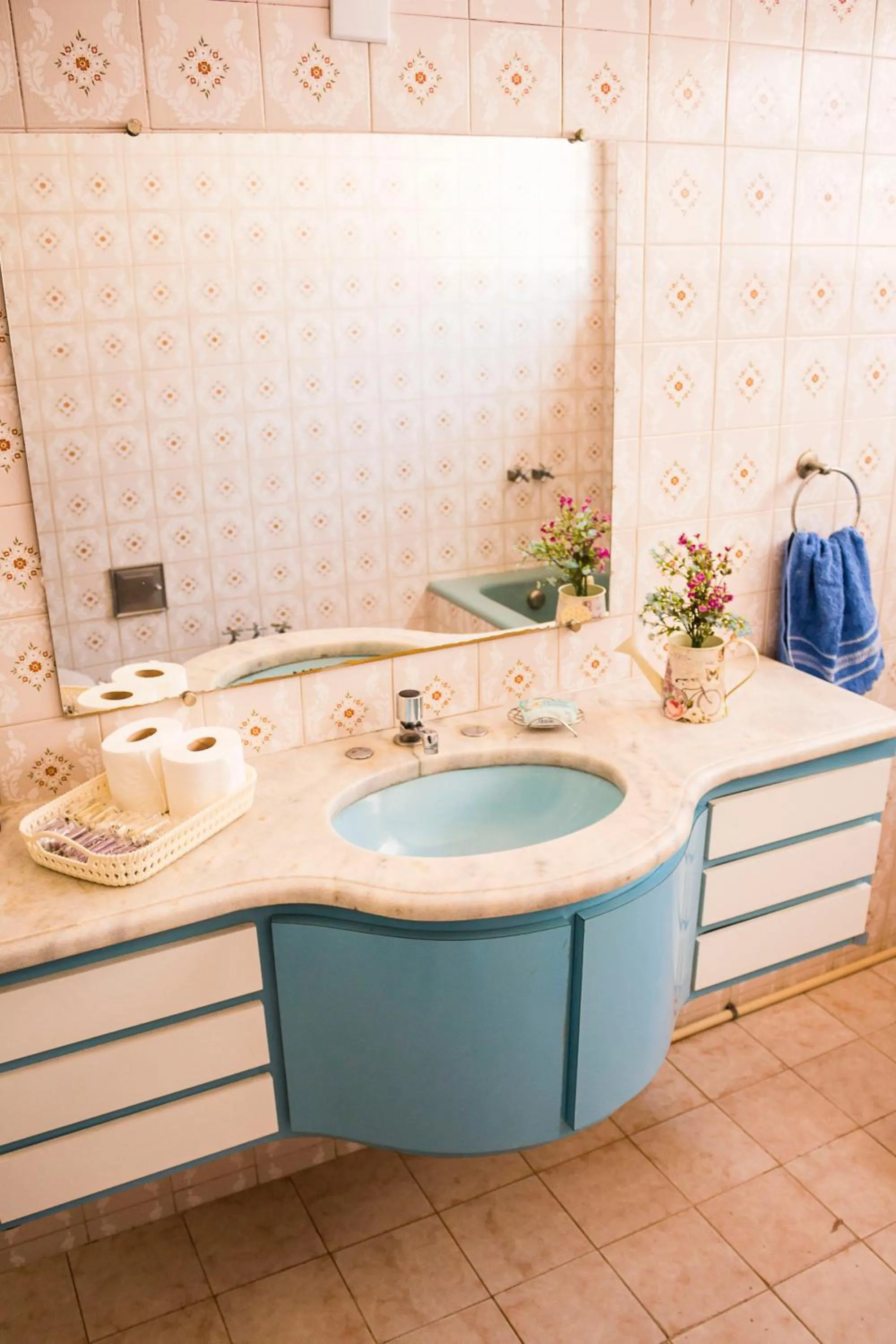 Bathroom in Flor de Lis Hostel