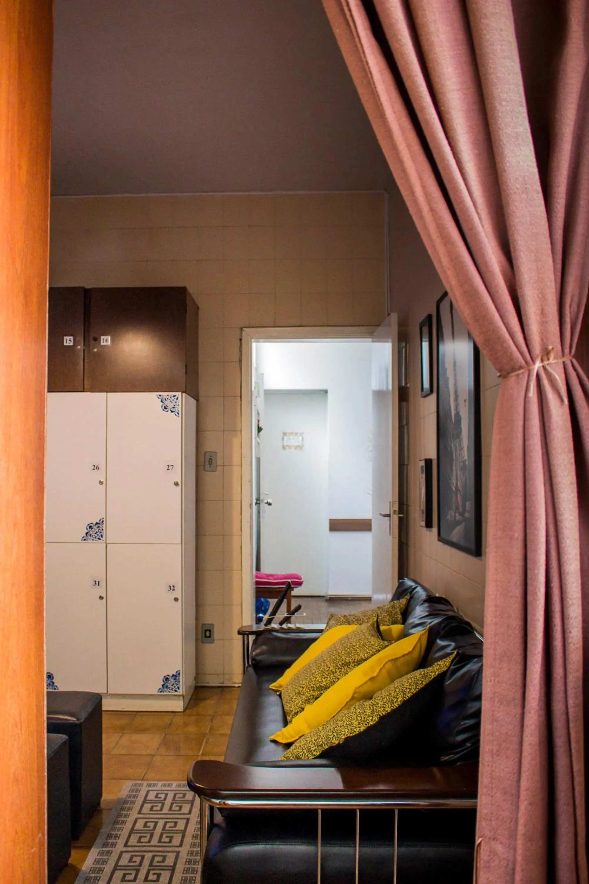 Flor de Lis Hostel