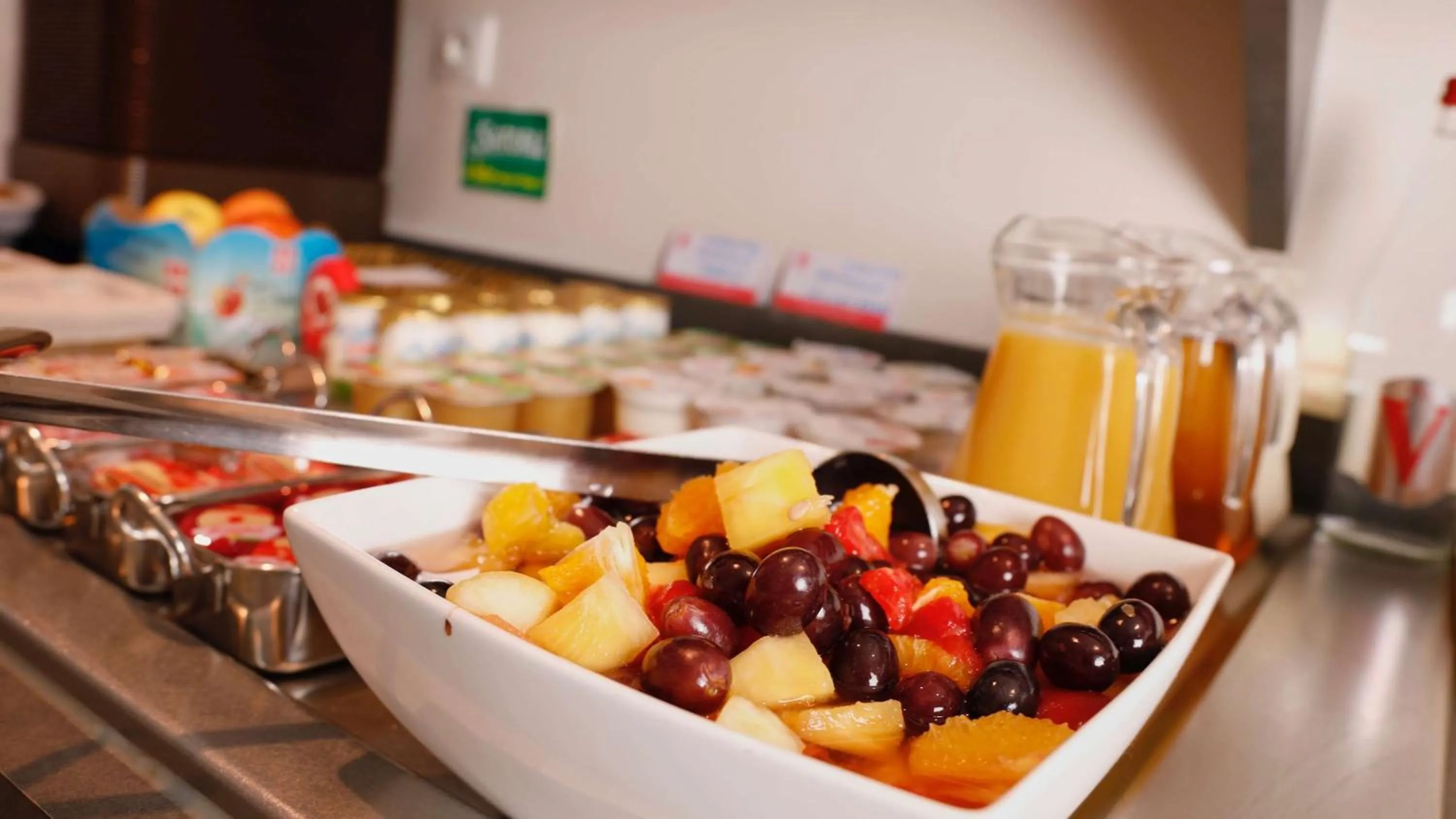 Breakfast in Brit Hotel Chambery