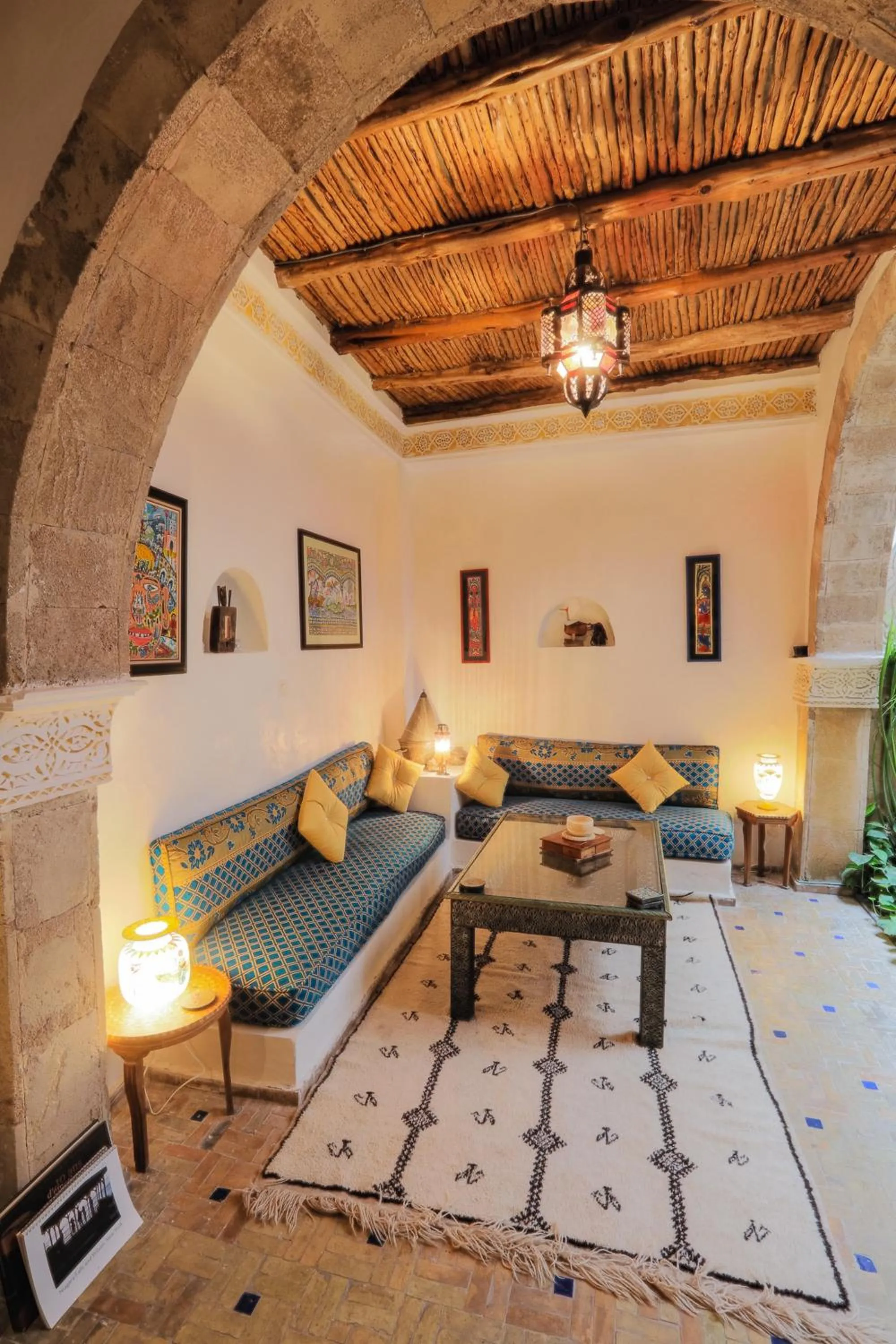 Lobby or reception in Dar Rahaothello