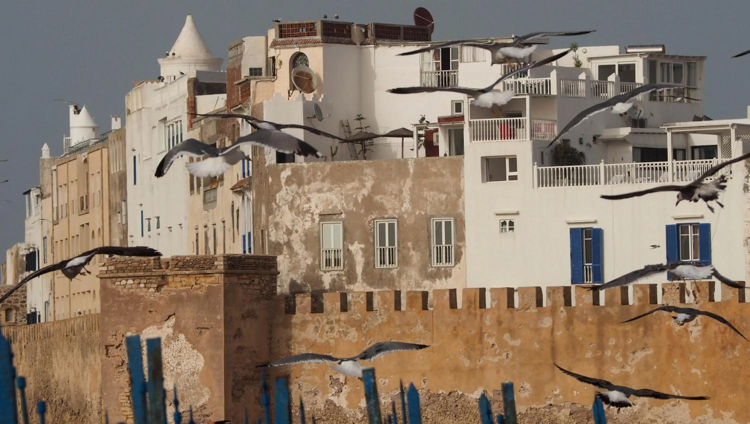 Sea view in Dar Rahaothello