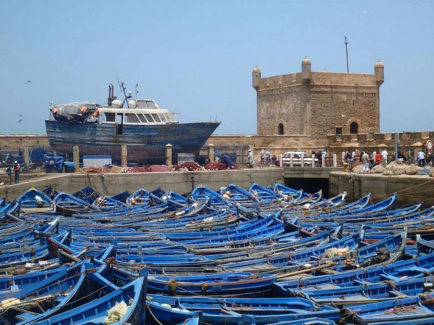 Nearby landmark in Dar Rahaothello
