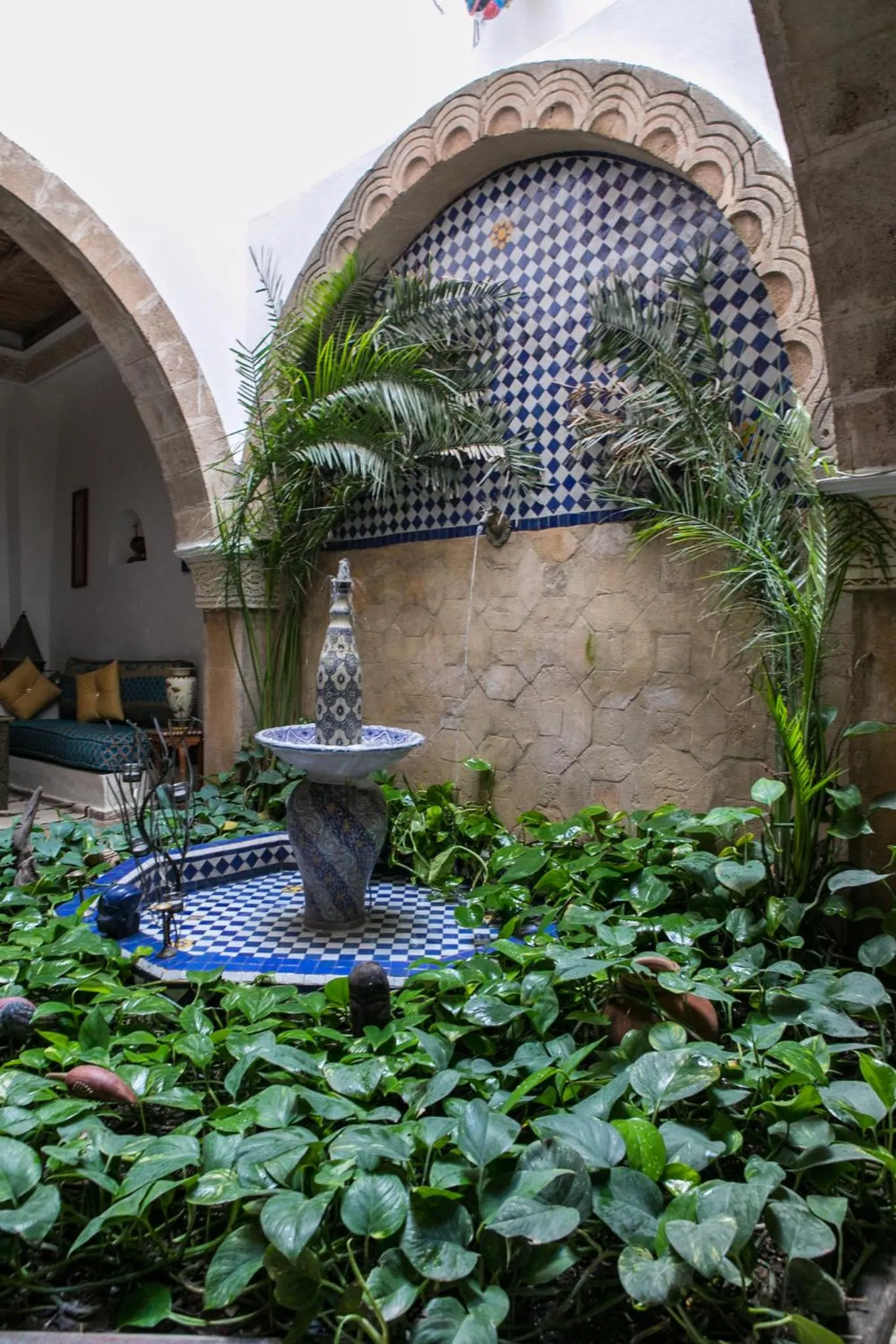 Lobby or reception in Dar Rahaothello