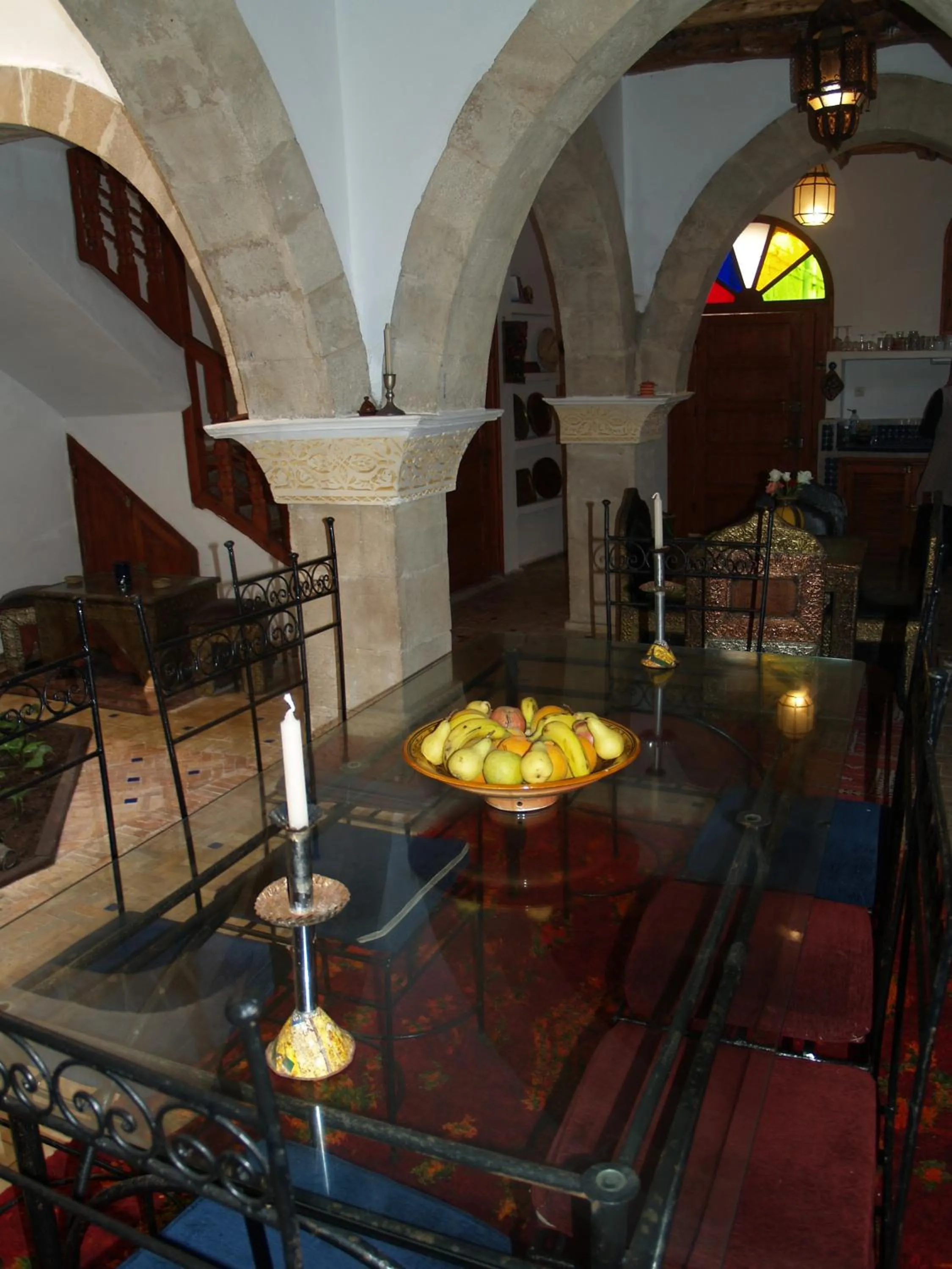 Dining area in Dar Rahaothello